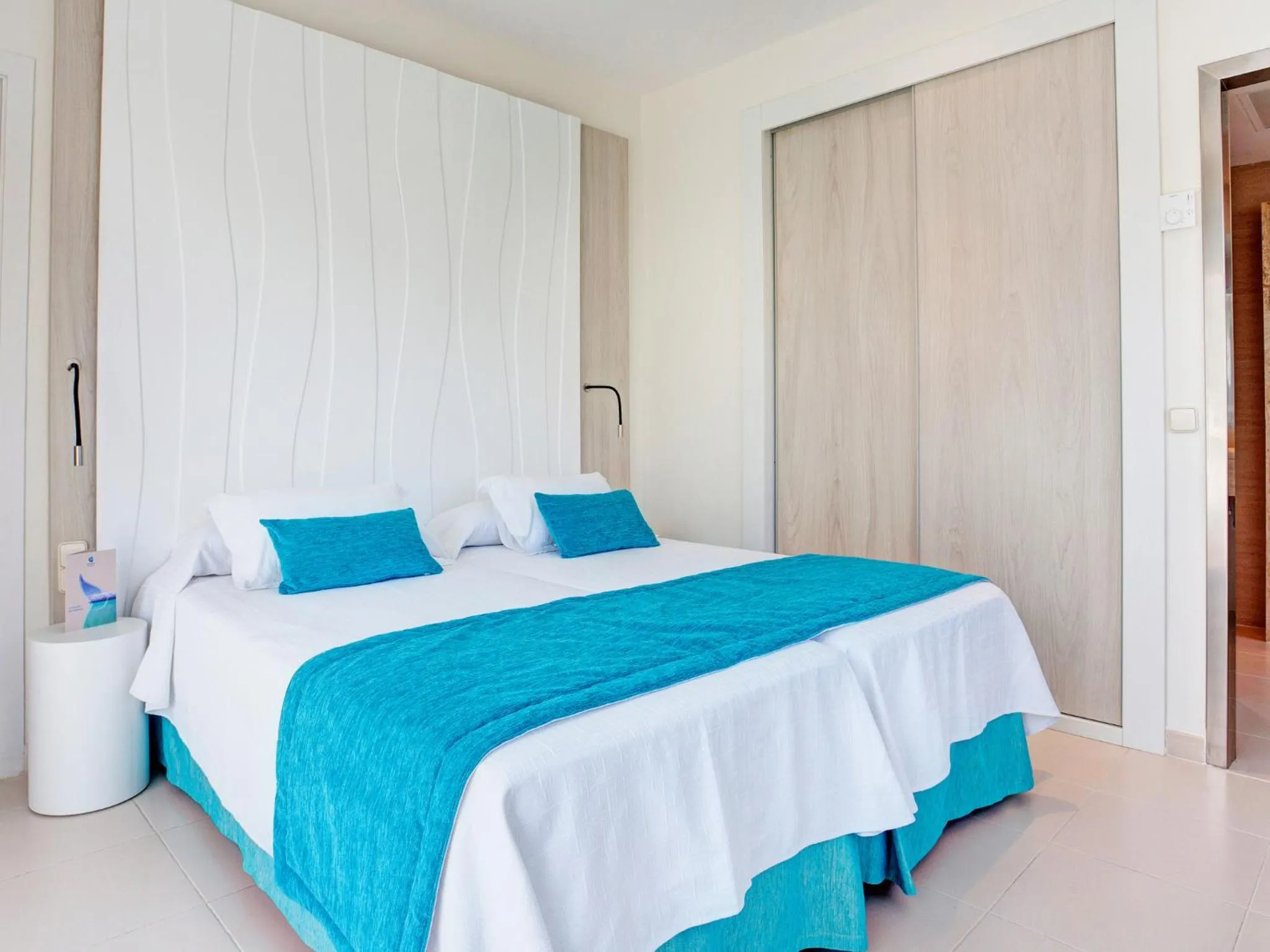 Photo of the whole room, Bed in Grupotel Mallorca Mar