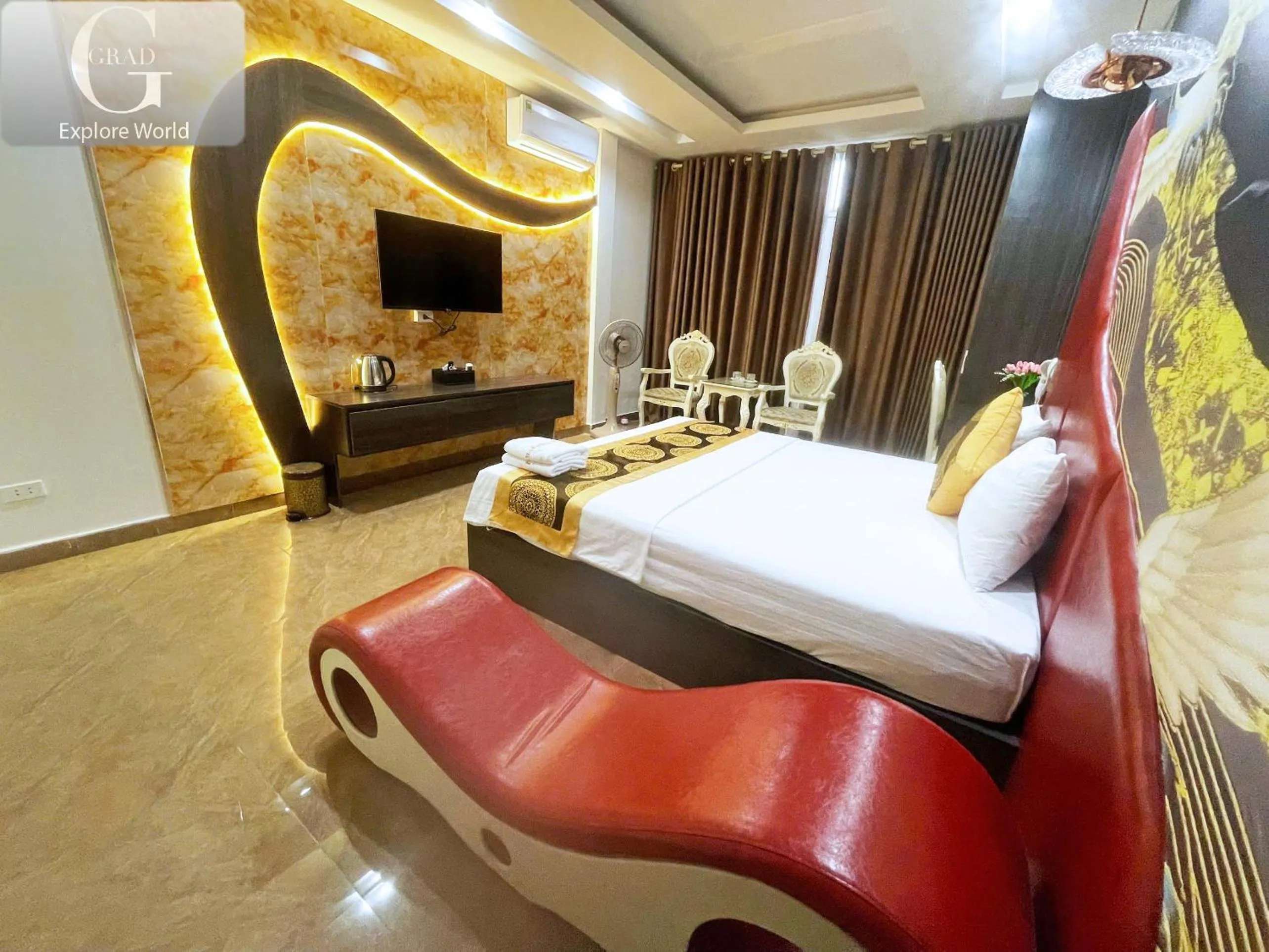 Communal lounge/ TV room, Bed in Binh Nguyen 1 Hotel