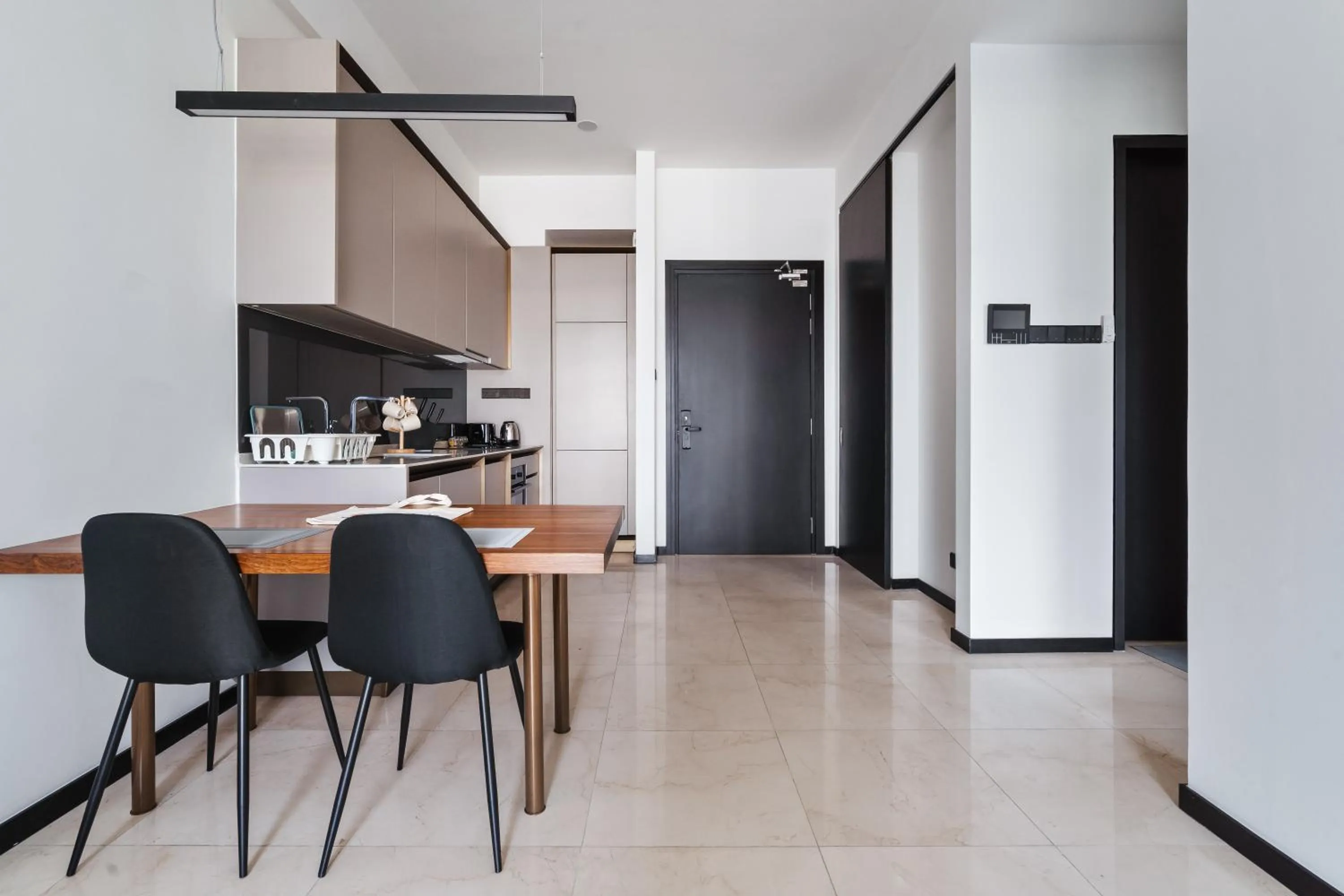 Dining area in Opus by Soulasia