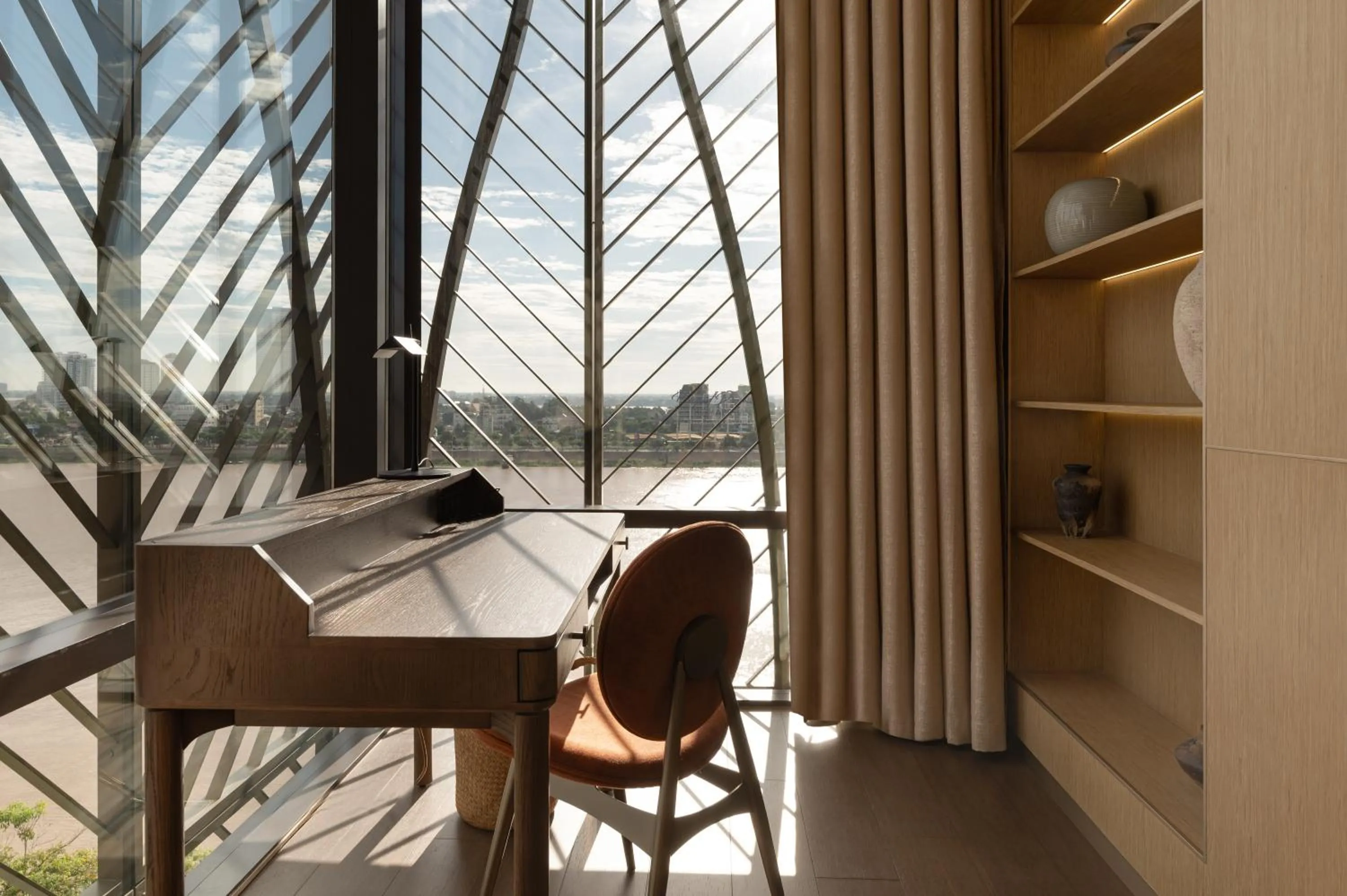 SOMA HOTEL Riverside