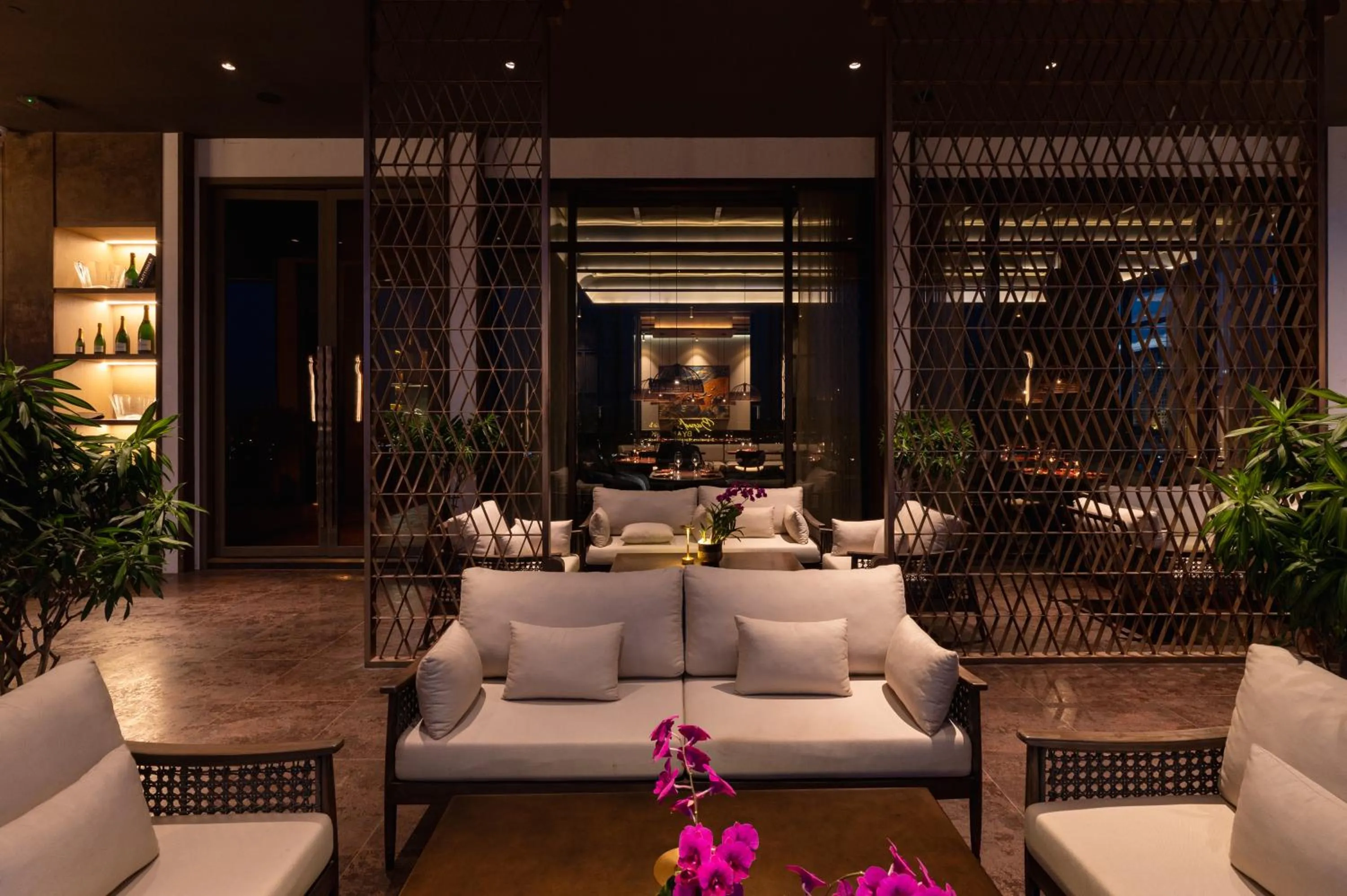 SOMA HOTEL Riverside