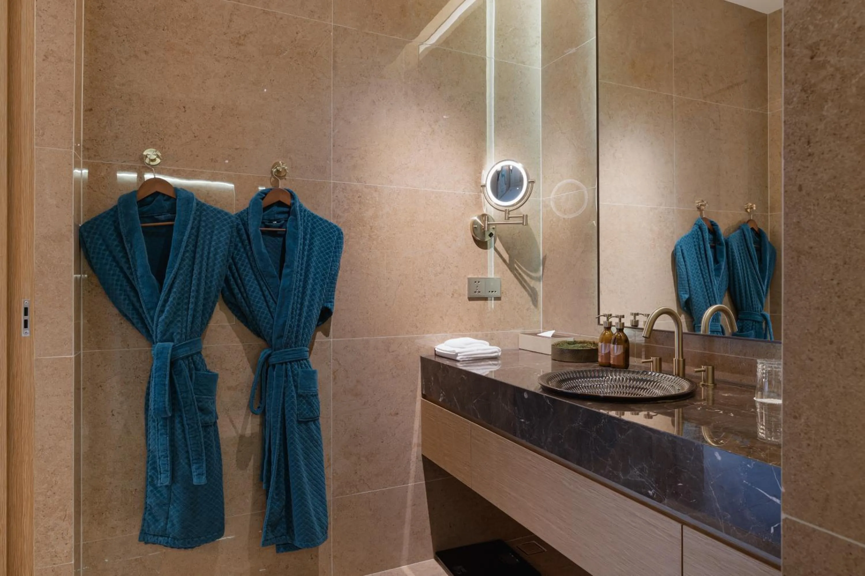 SOMA HOTEL Riverside