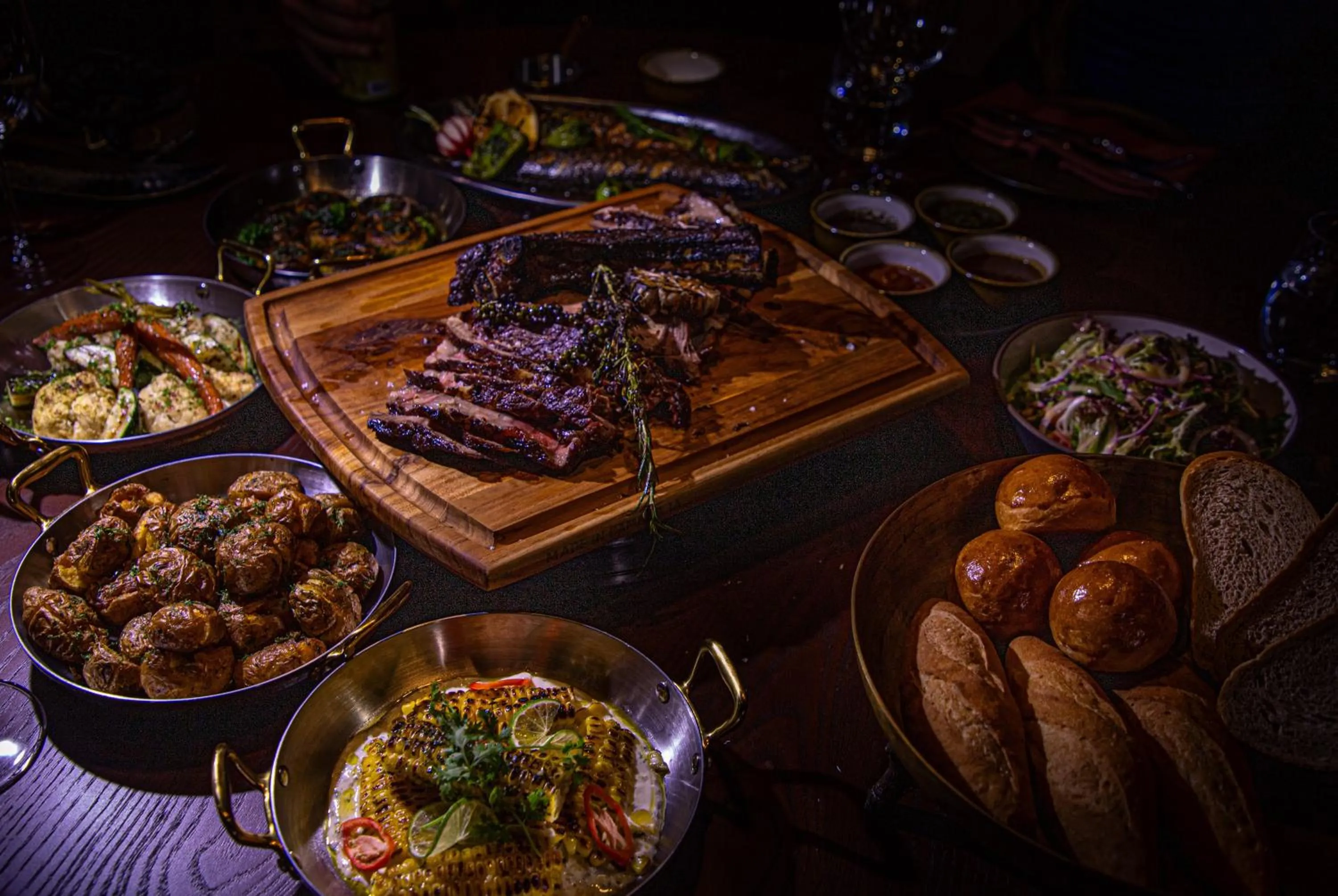 Food and drinks in SOMA HOTEL Riverside