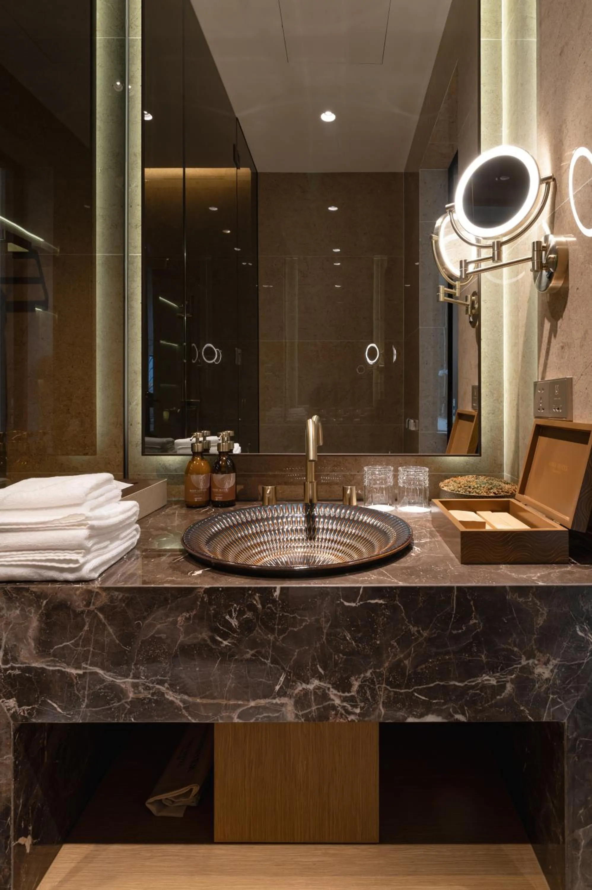 SOMA HOTEL Riverside