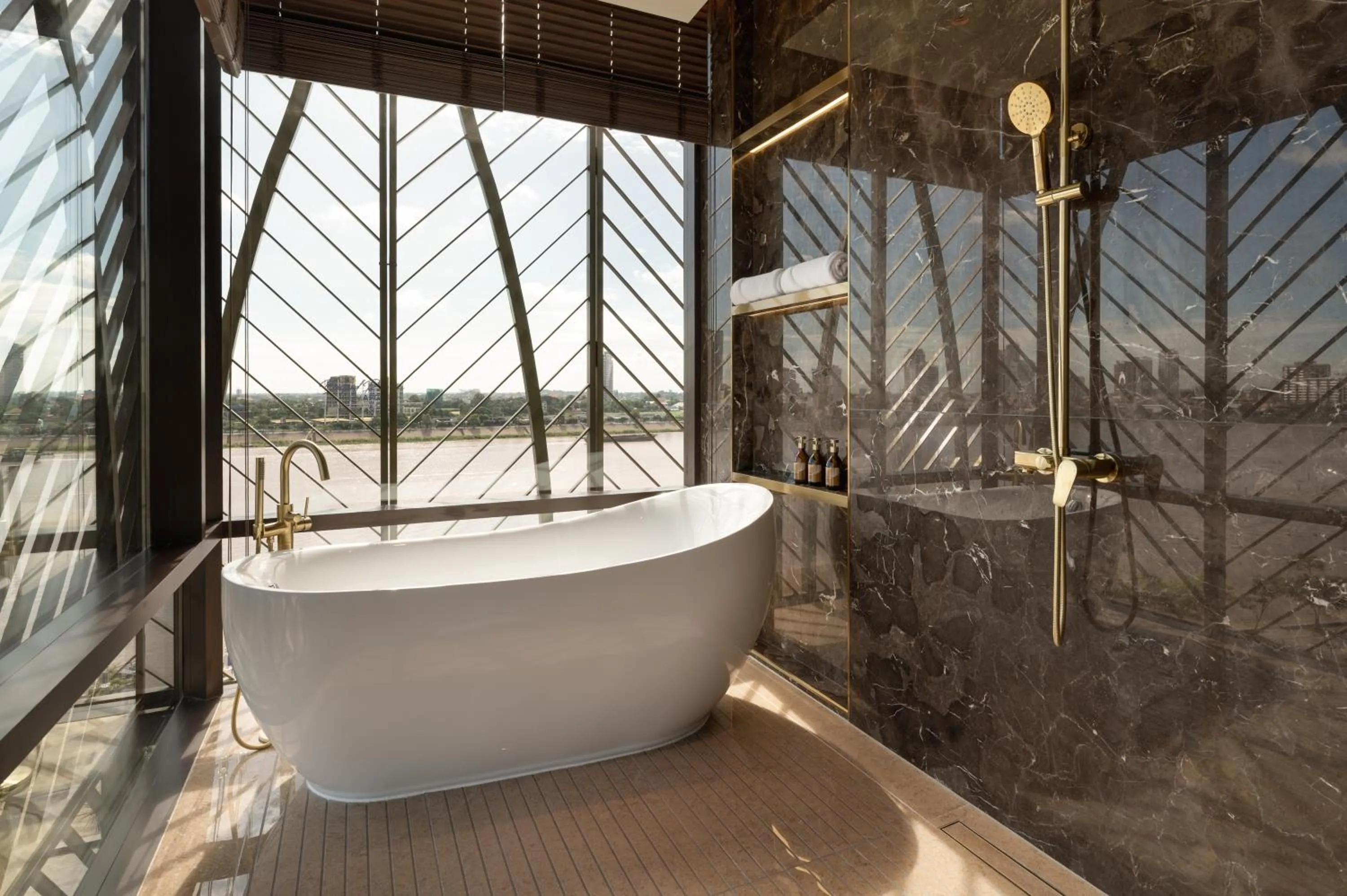 SOMA HOTEL Riverside