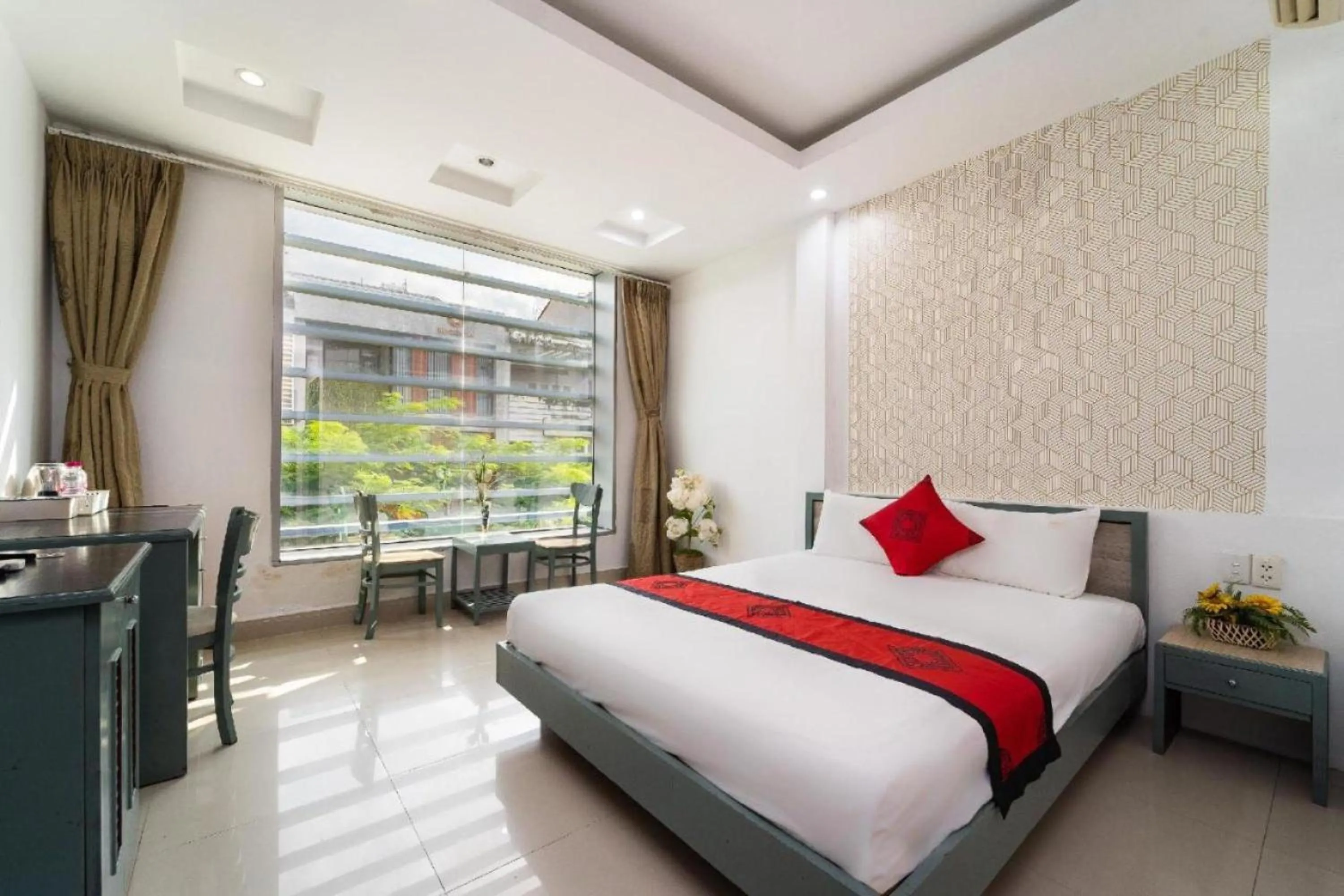 Bed in Dancenter O Cozy 5 Hotel Near SECC