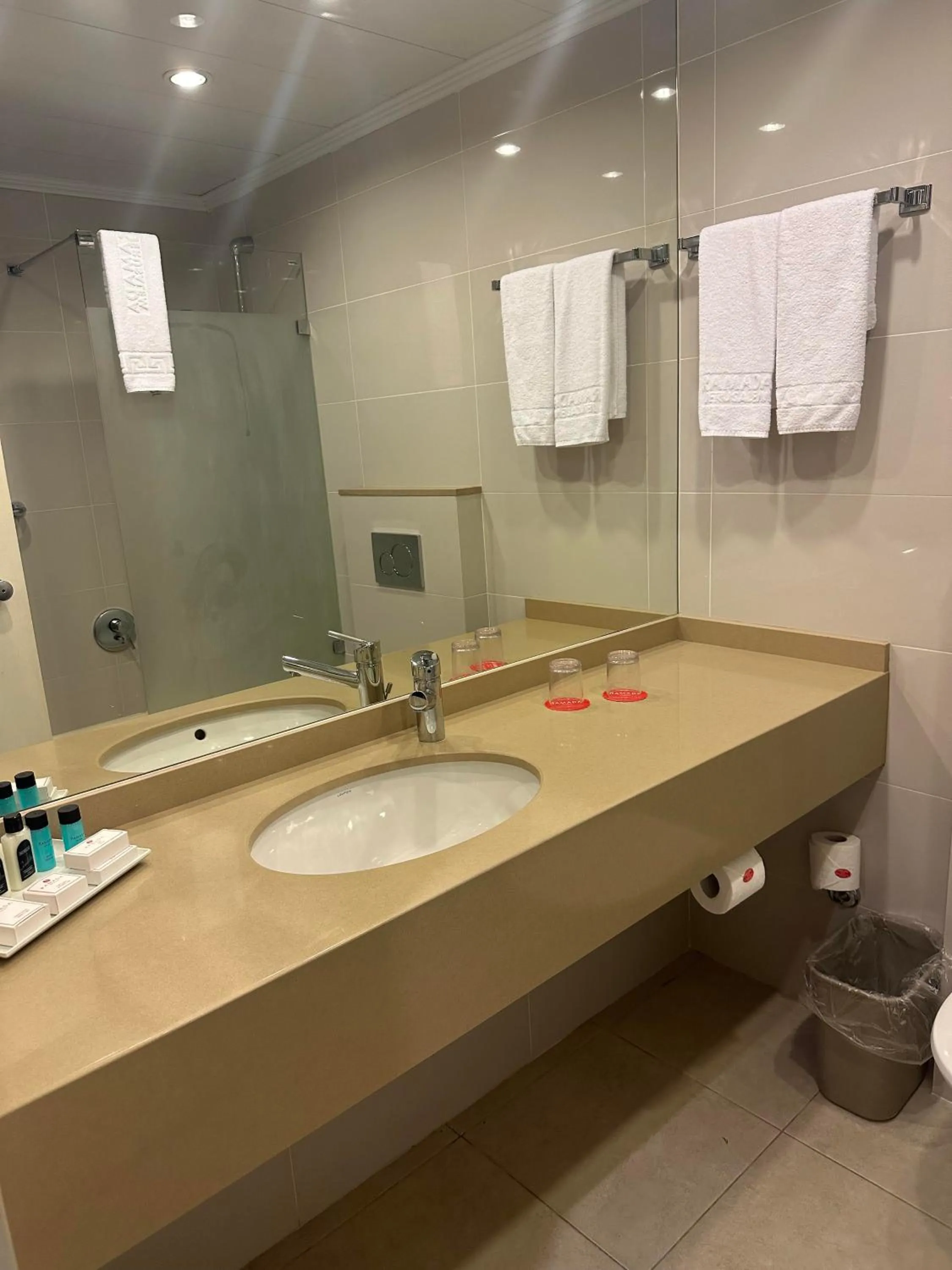 Bathroom in Ramada Jerusalem Hotel