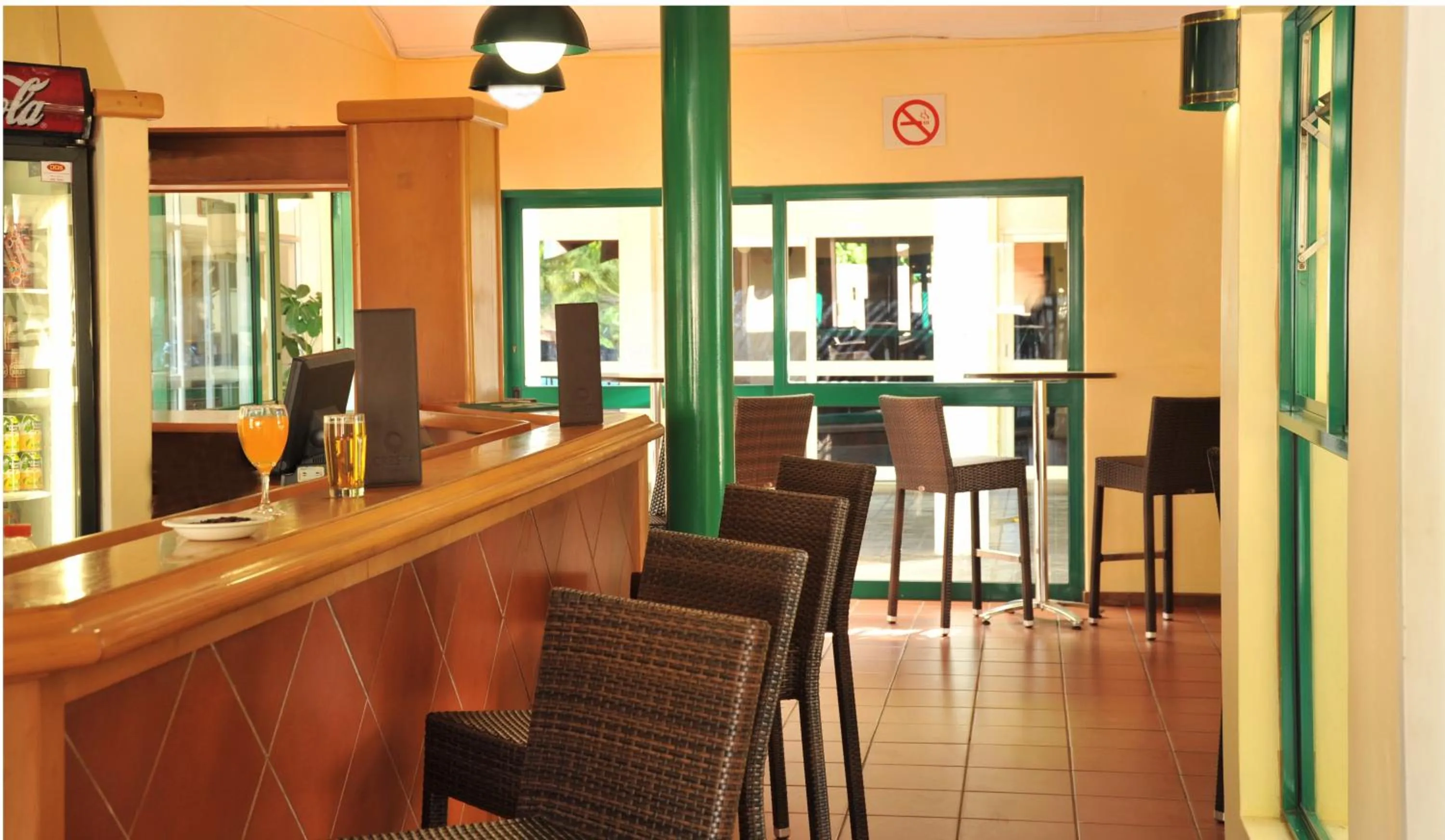 Lounge or bar in Cresta Bosele Hotel