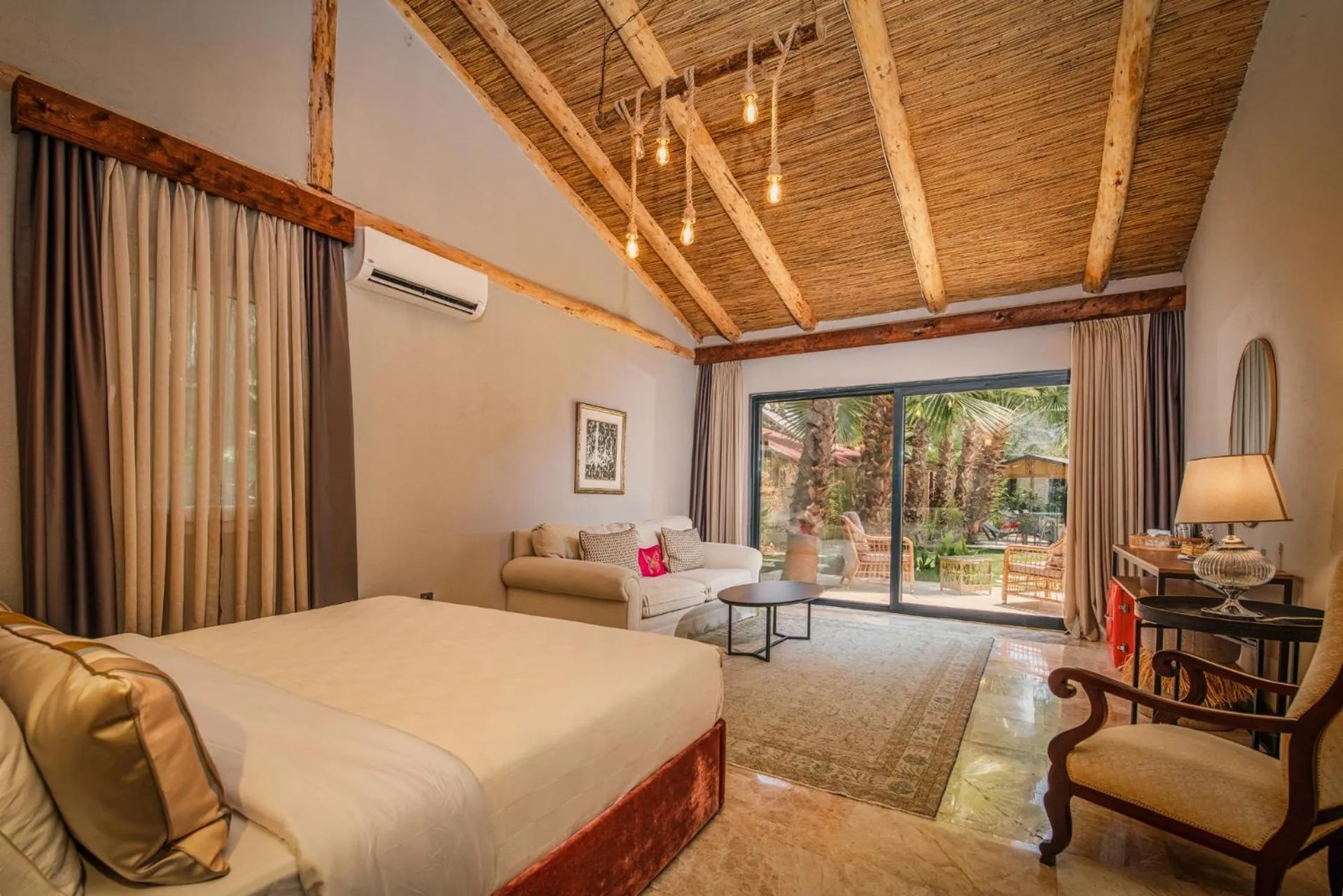 View (from property/room), Bed in Layla Gocek Adults only