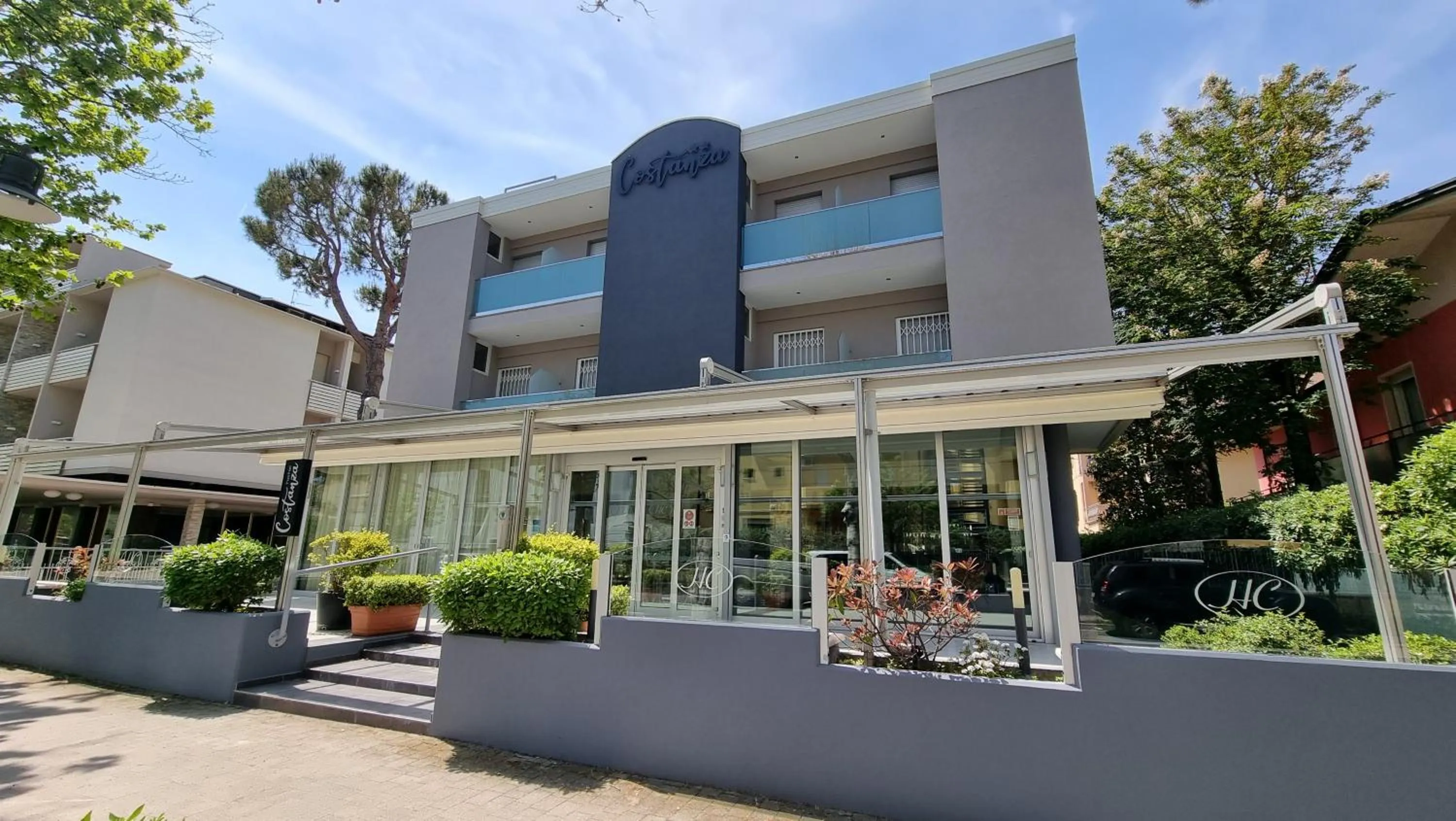 Property building in Hotel Costanza