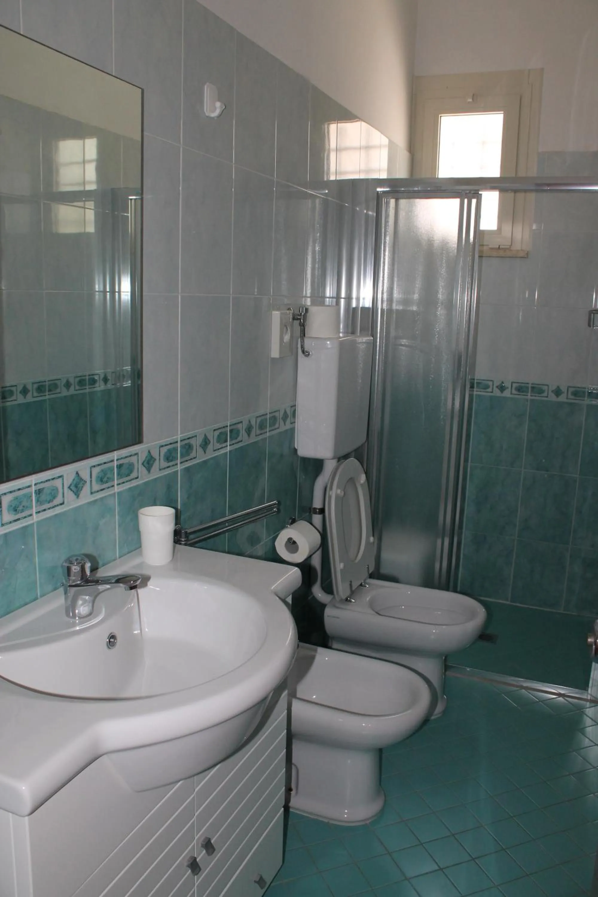 Toilet in Hotel Costanza