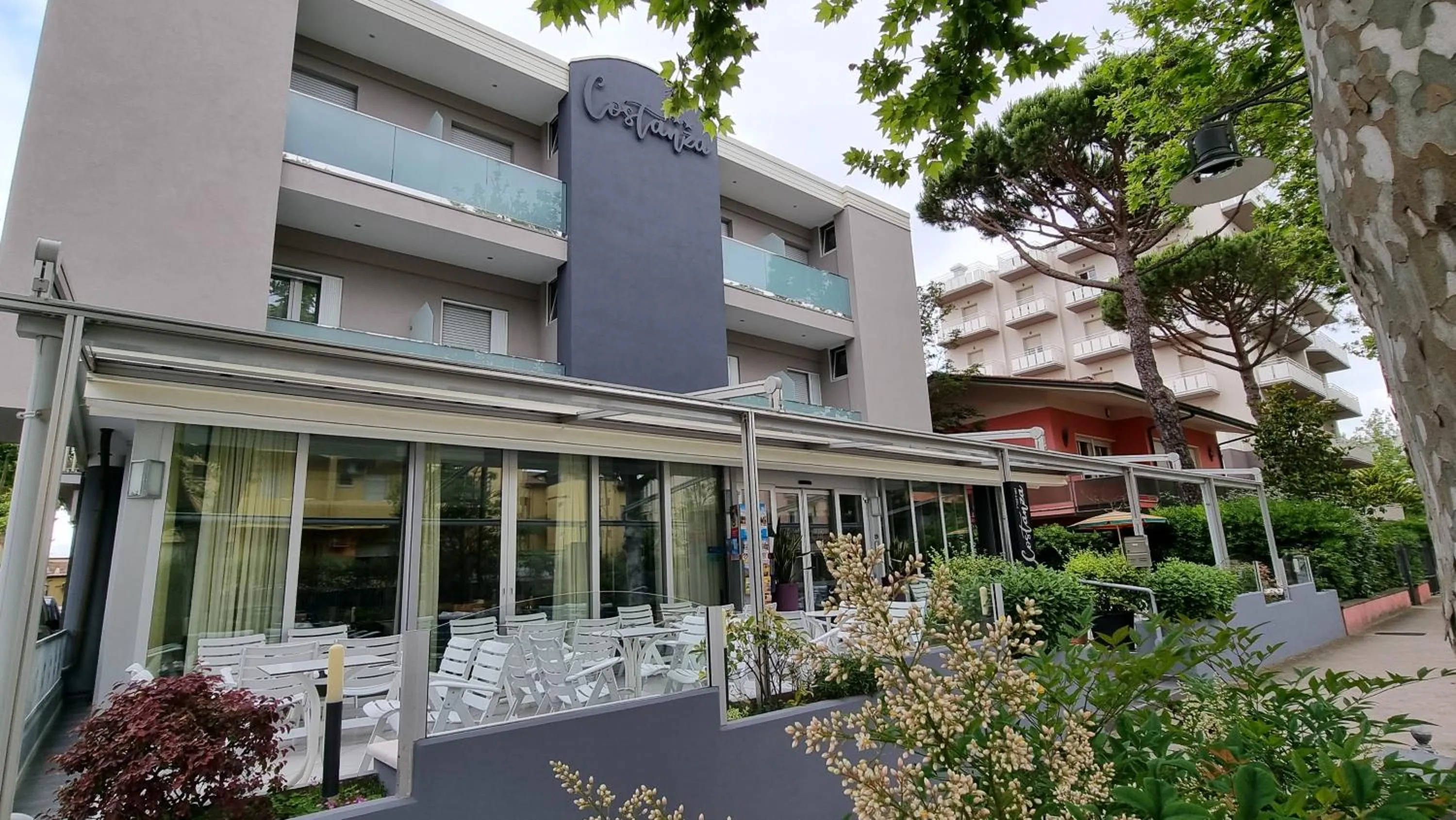 Property building in Hotel Costanza