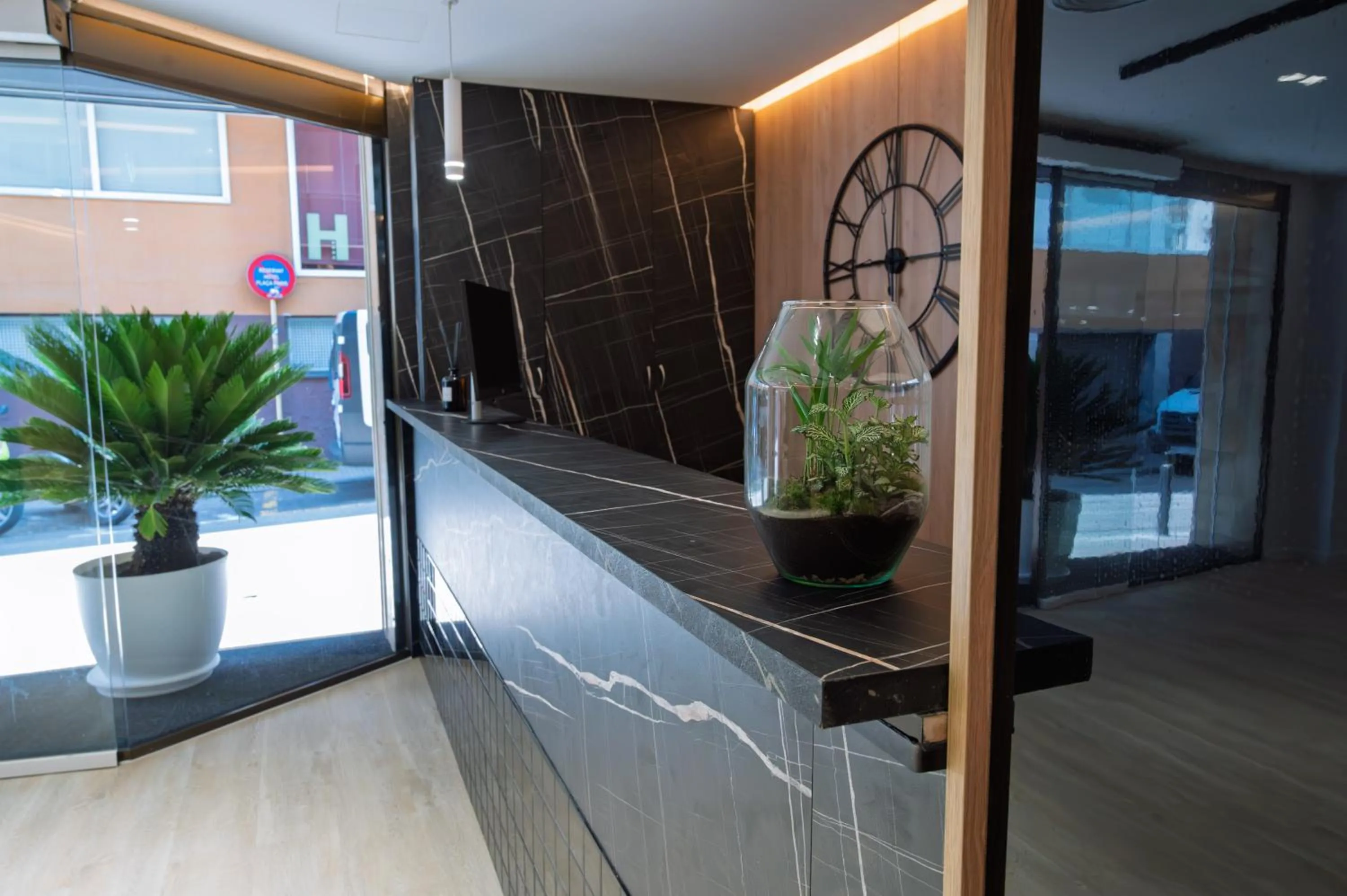 Lobby or reception in Hotel Mefolinkel Suits