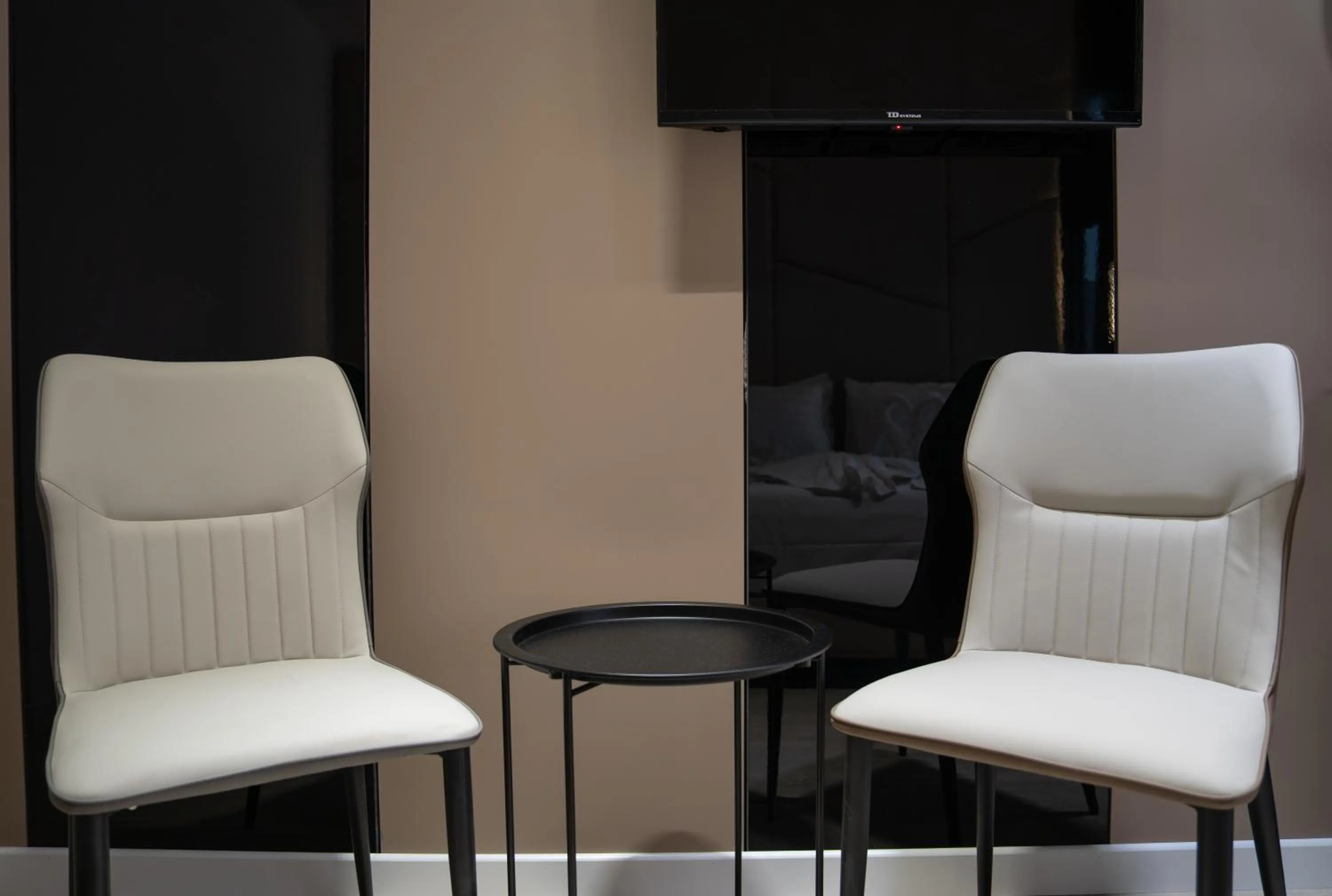 Bedroom in Hotel Mefolinkel Suits