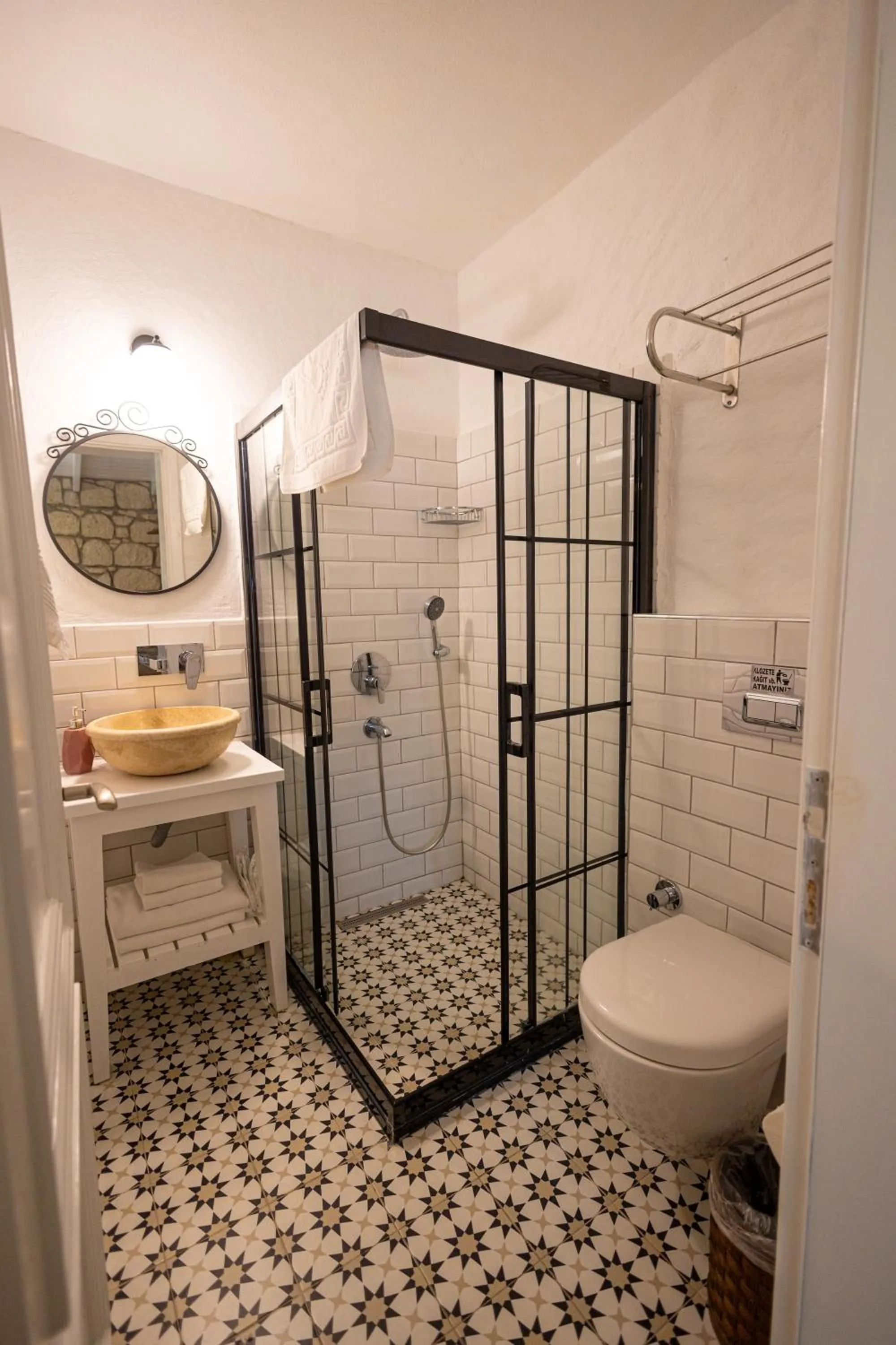 Shower in Kupina Alaçatı