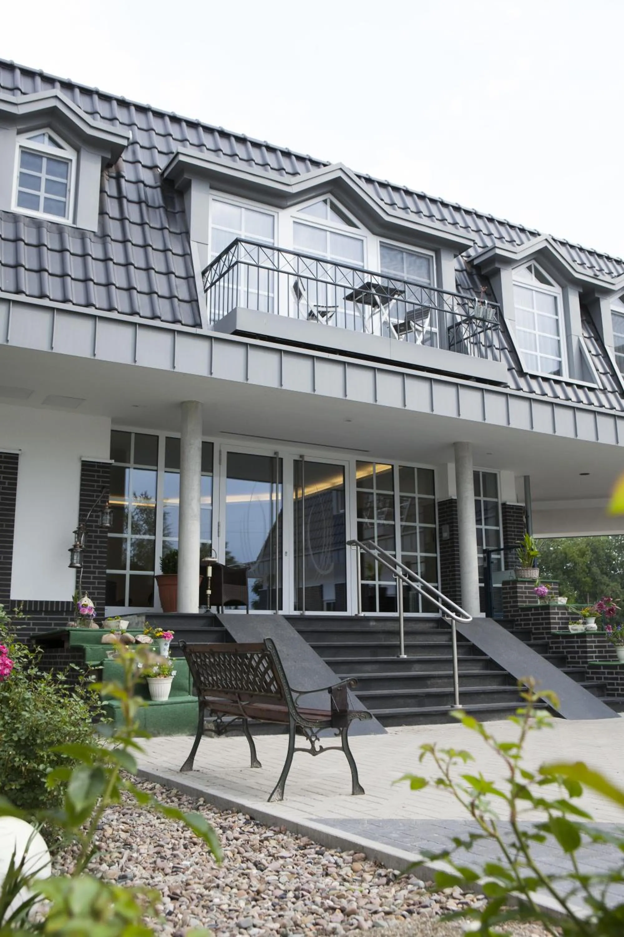 Facade/entrance in Hotel Lange