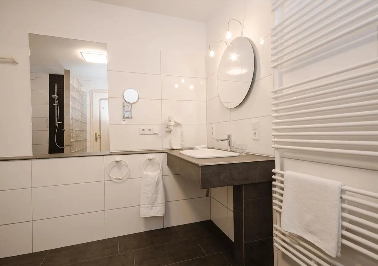 Bathroom in Hotel Lange