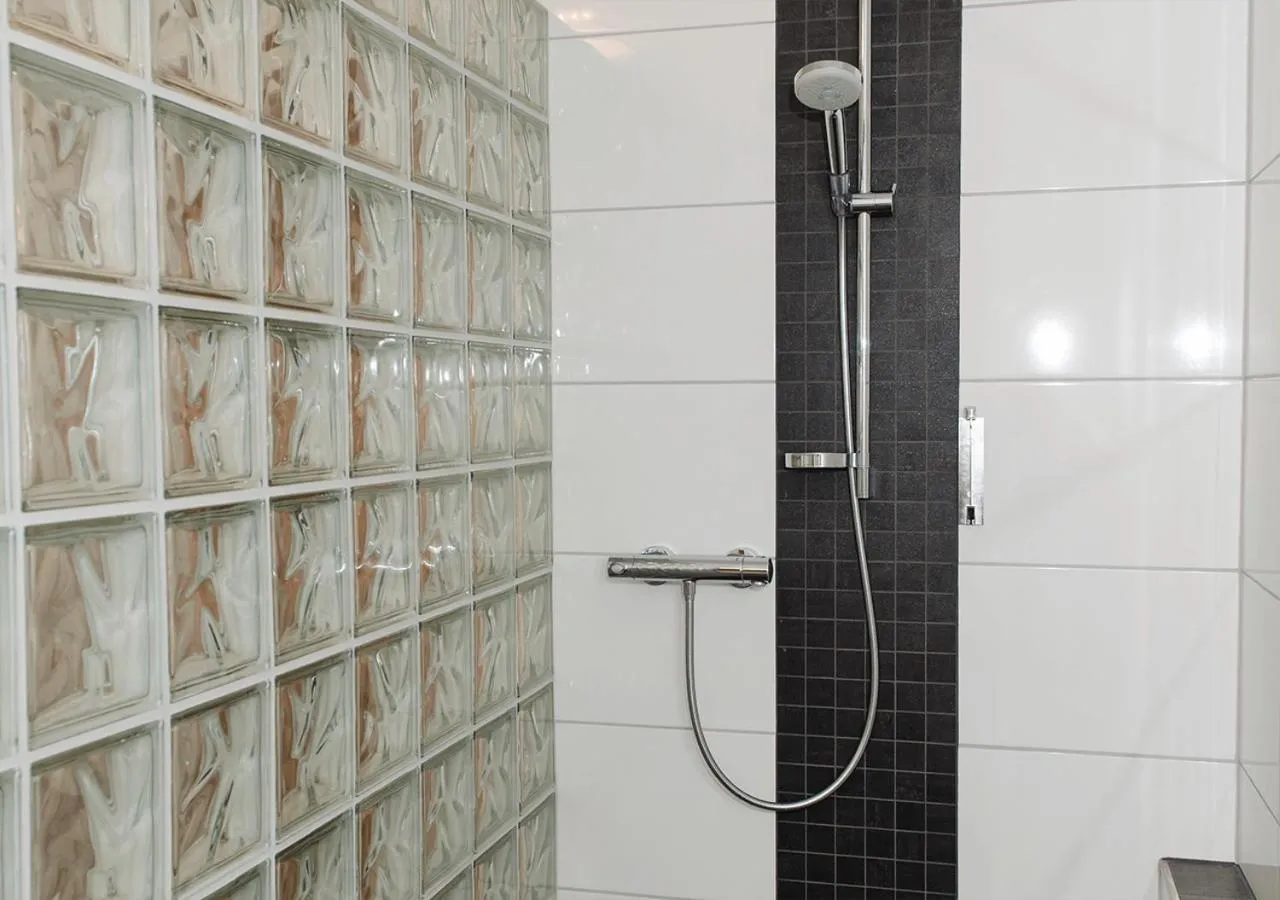 Bathroom in Hotel Lange