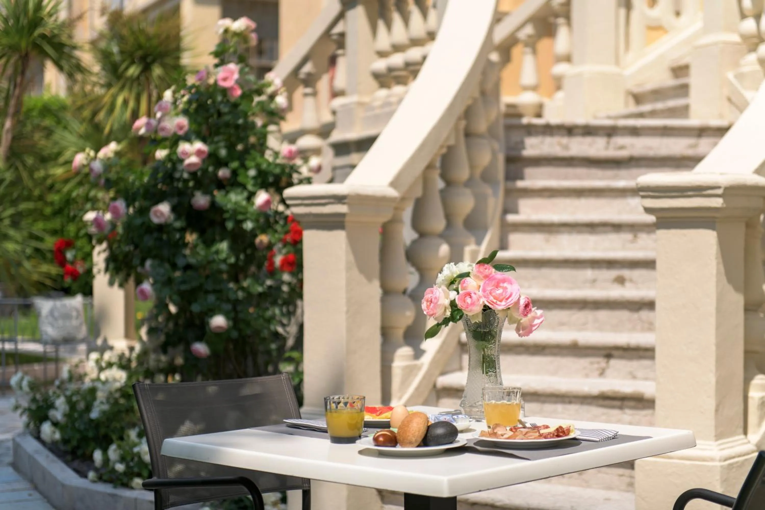 Property building in Villa Italia Luxury Suites and Apartments