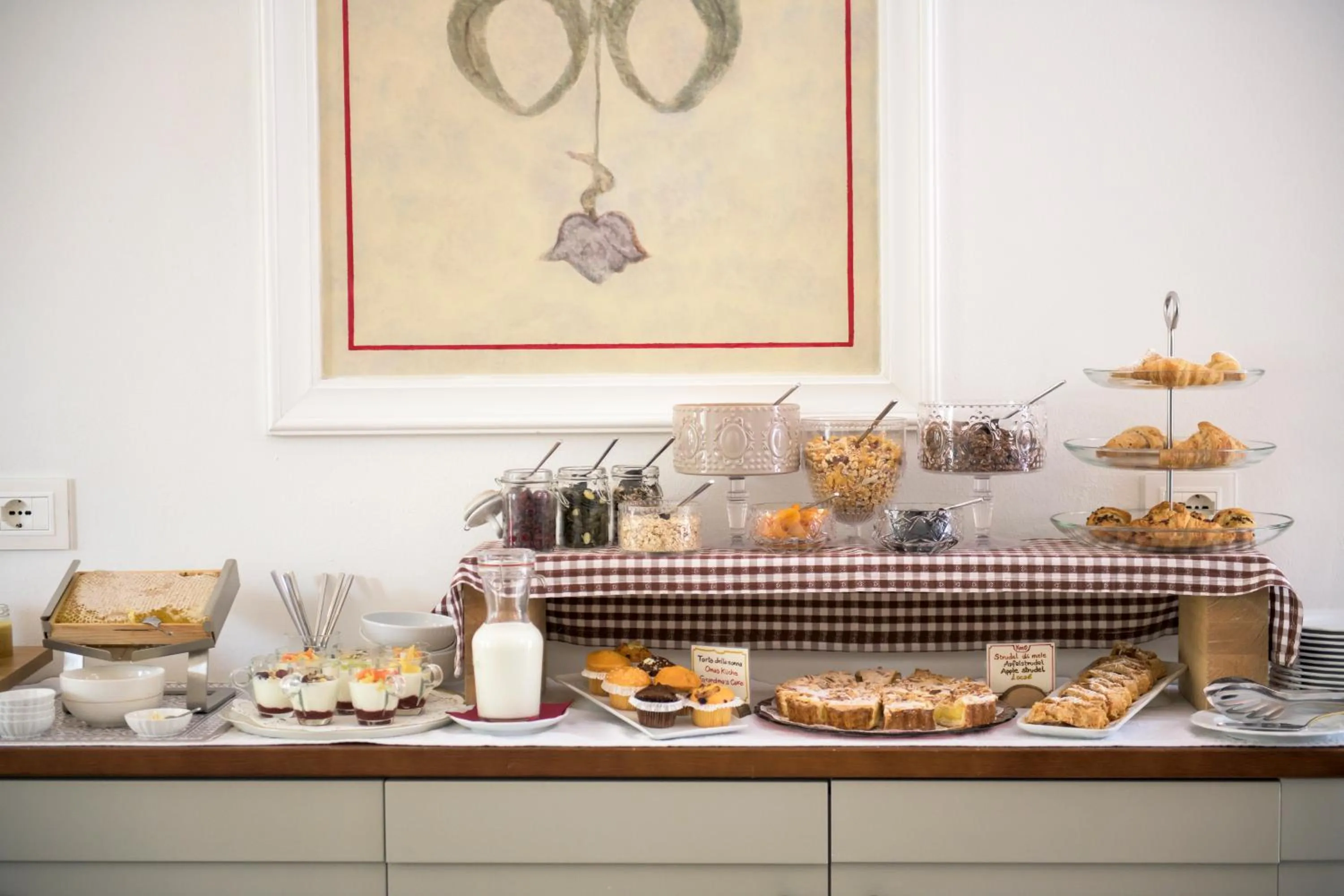 Lounge or bar in Villa Italia Luxury Suites and Apartments