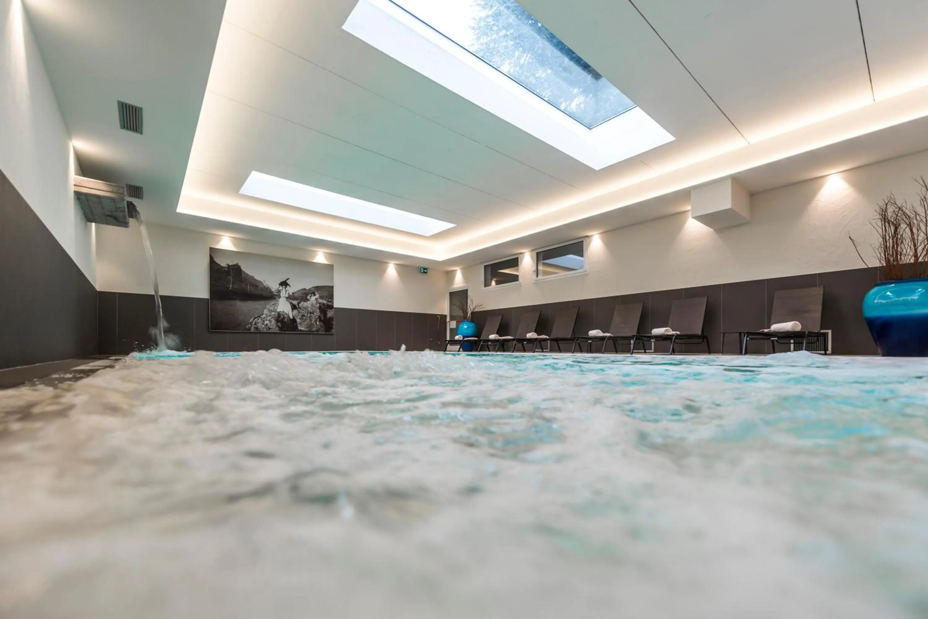 Swimming pool in Villa Italia Luxury Suites and Apartments