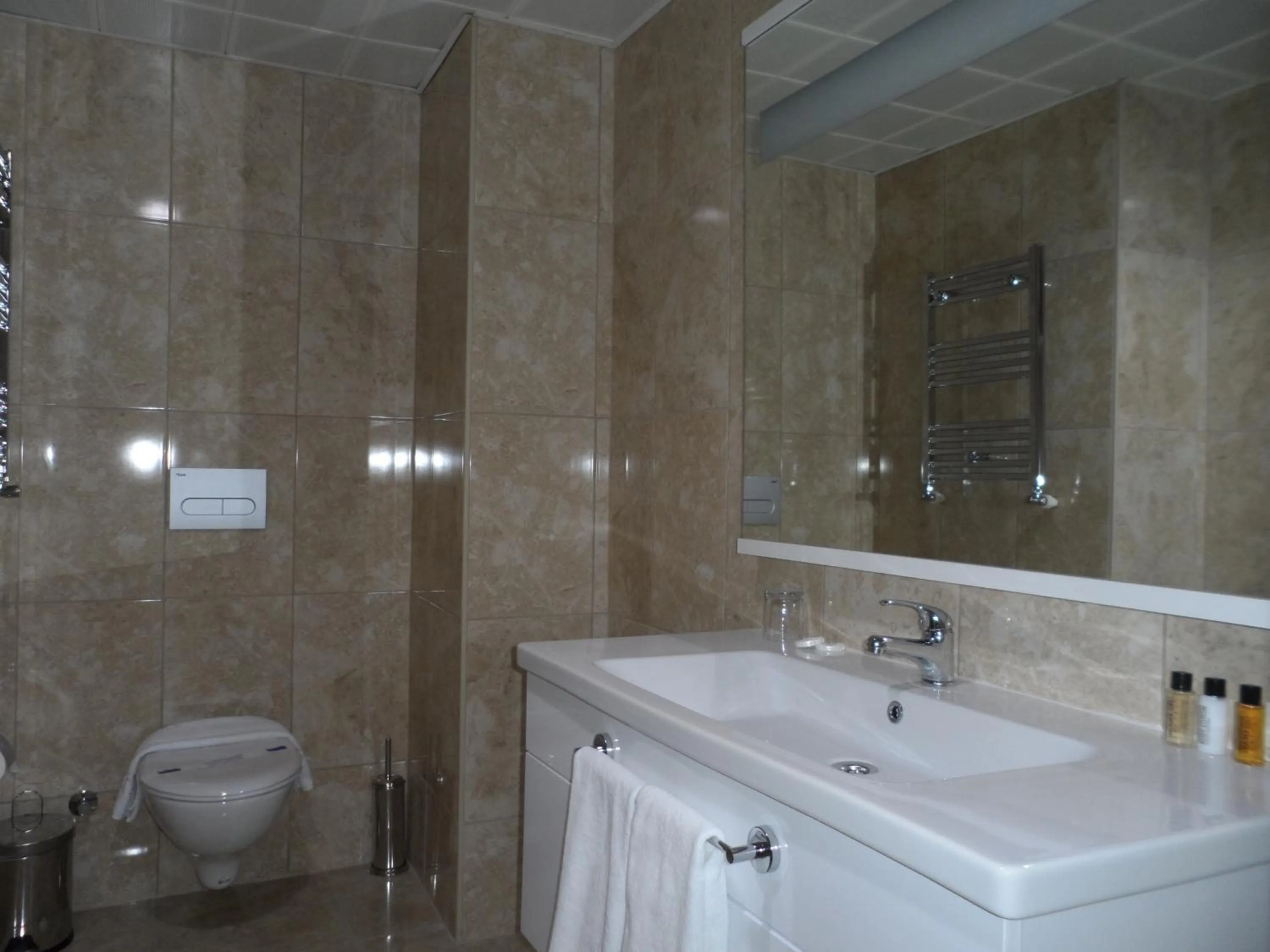 Photo of the whole room in Zen Inn Boutique