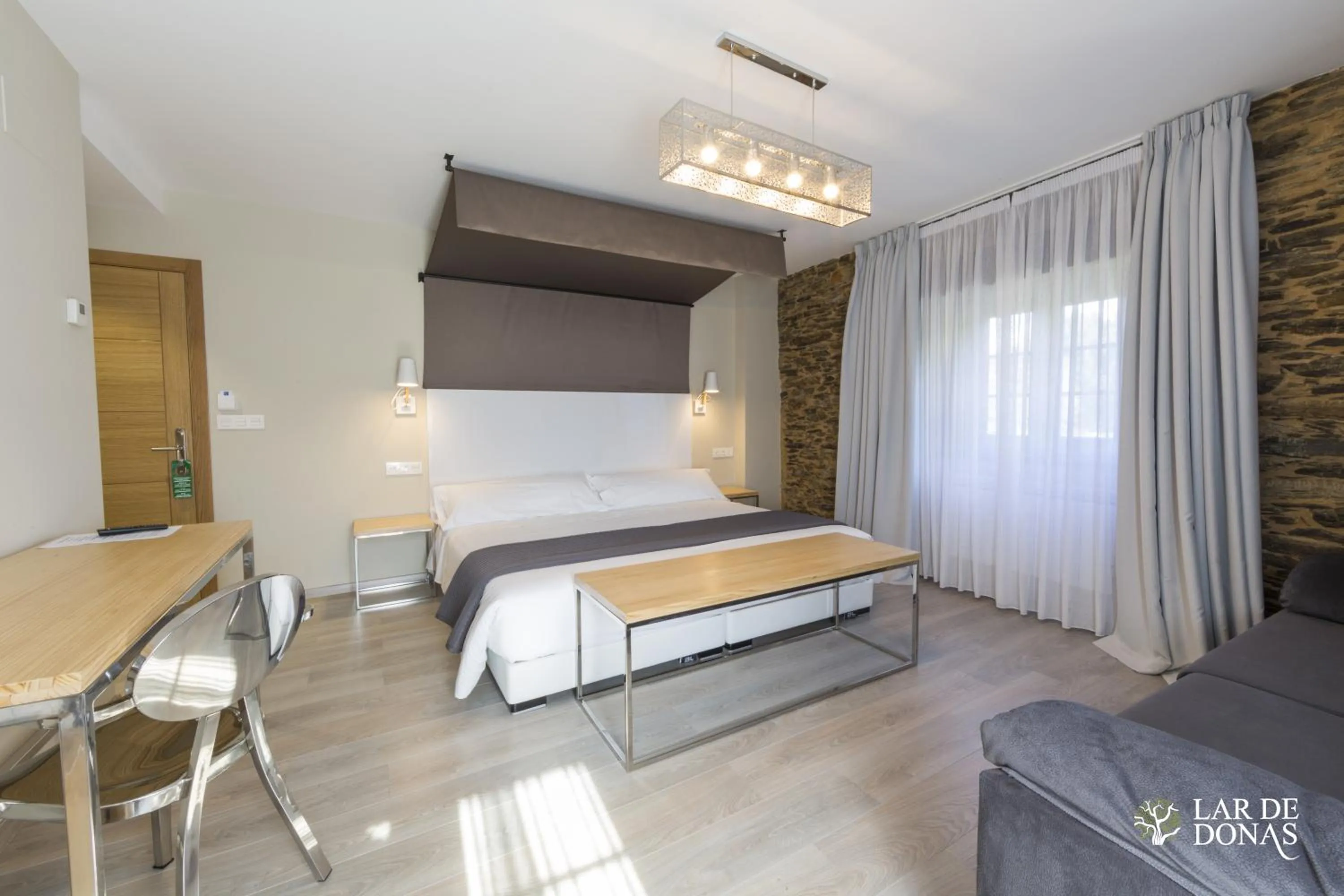 Photo of the whole room, Bed in Lar de Donas