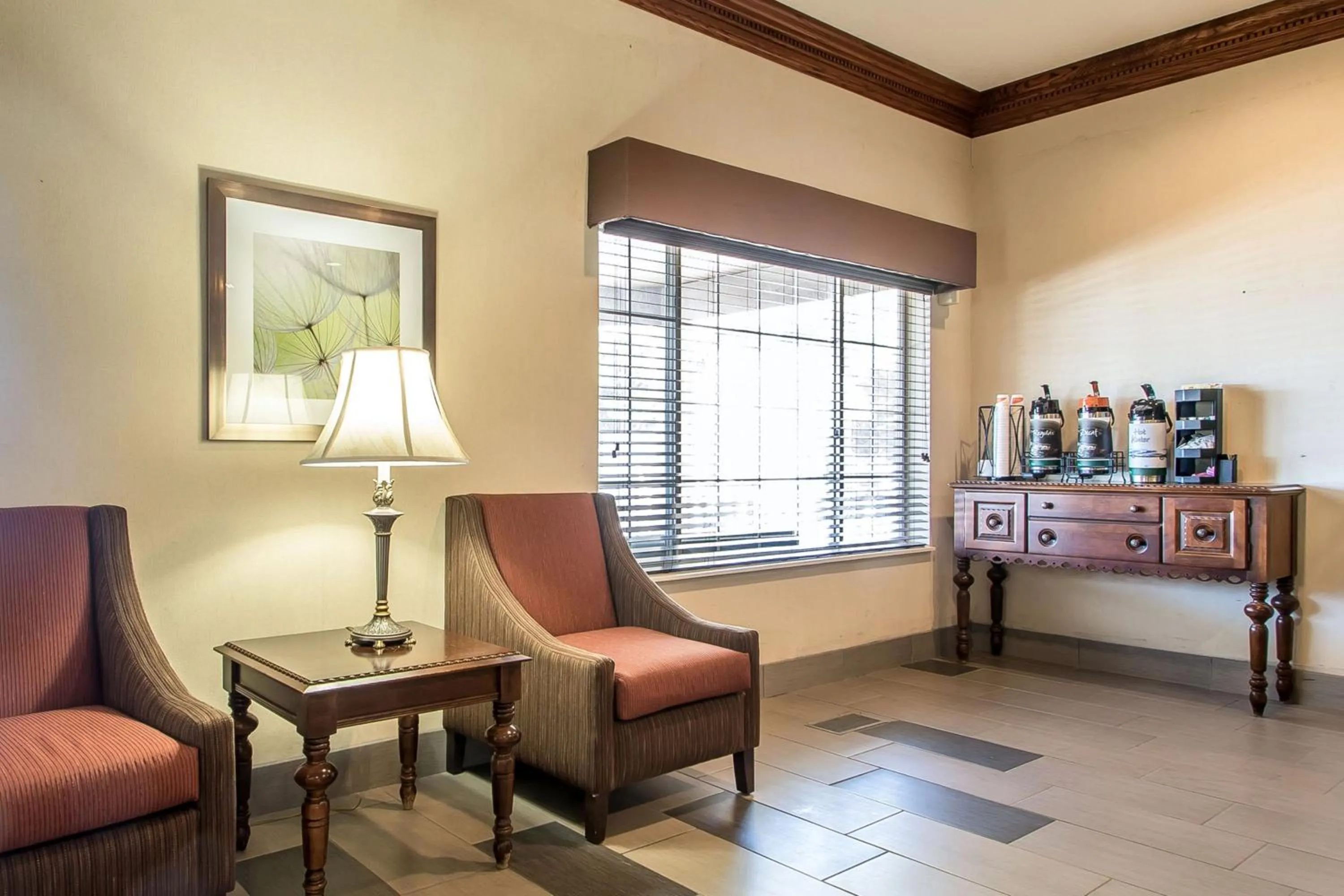 Lobby or reception in Quality Inn & Suites East Troy I-43