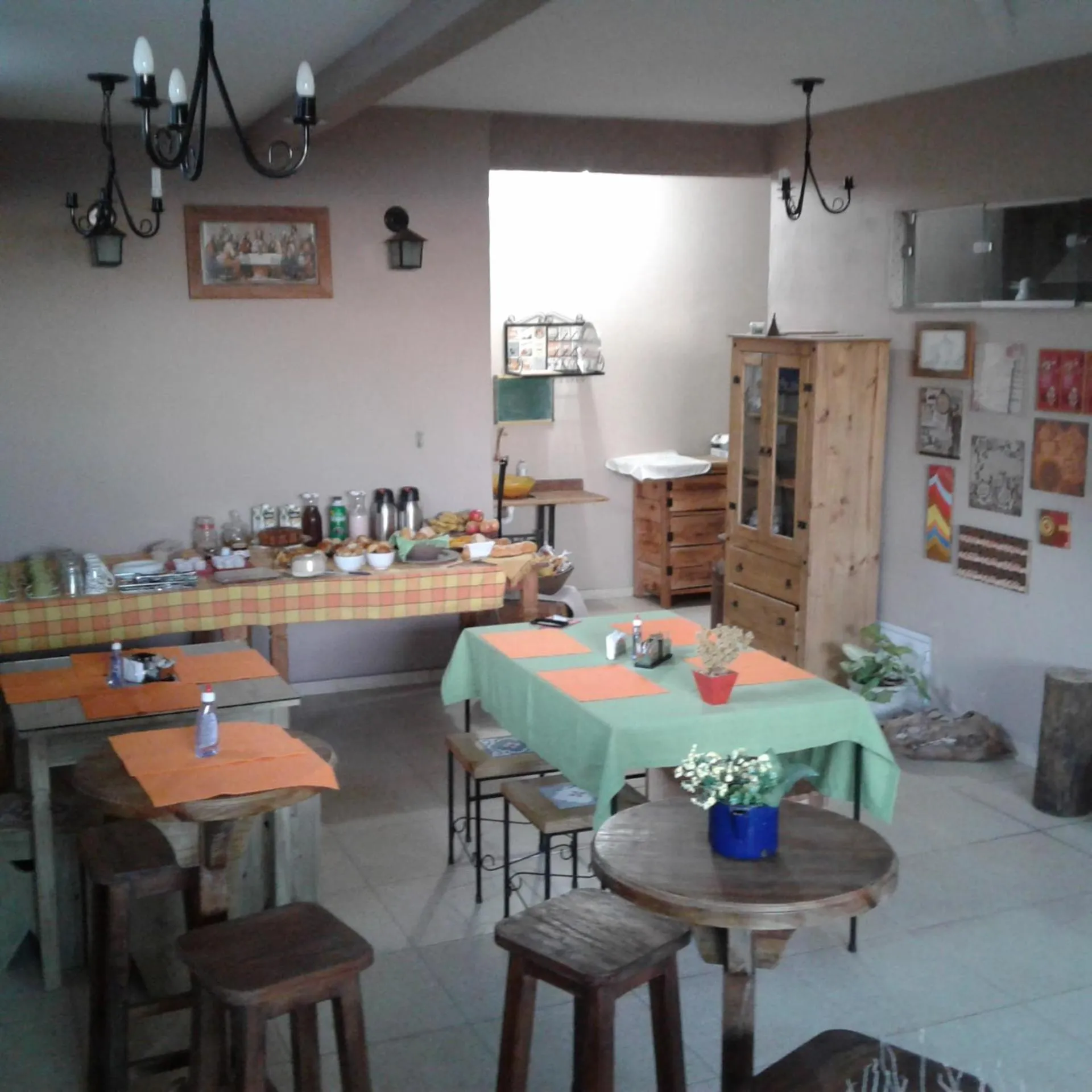 Buffet breakfast in B&B Sol Poente
