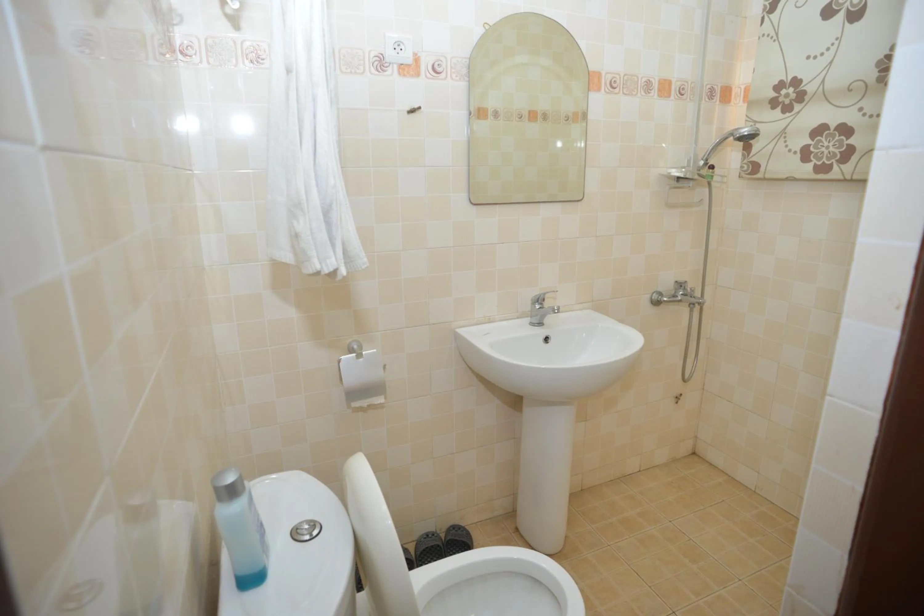 Bathroom in Jess Hotel