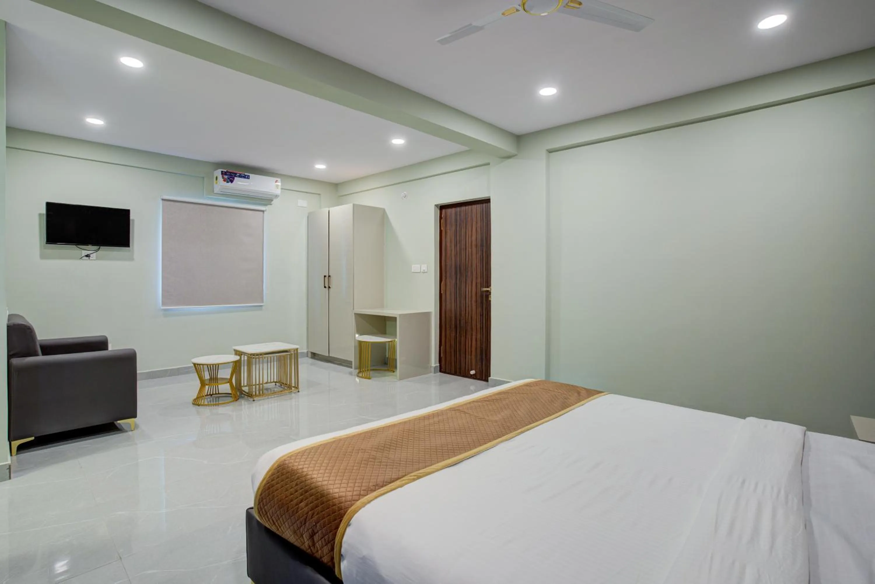 Photo of the whole room, Bed in Hotel Well Suites Near Electronic City 400 Mtr