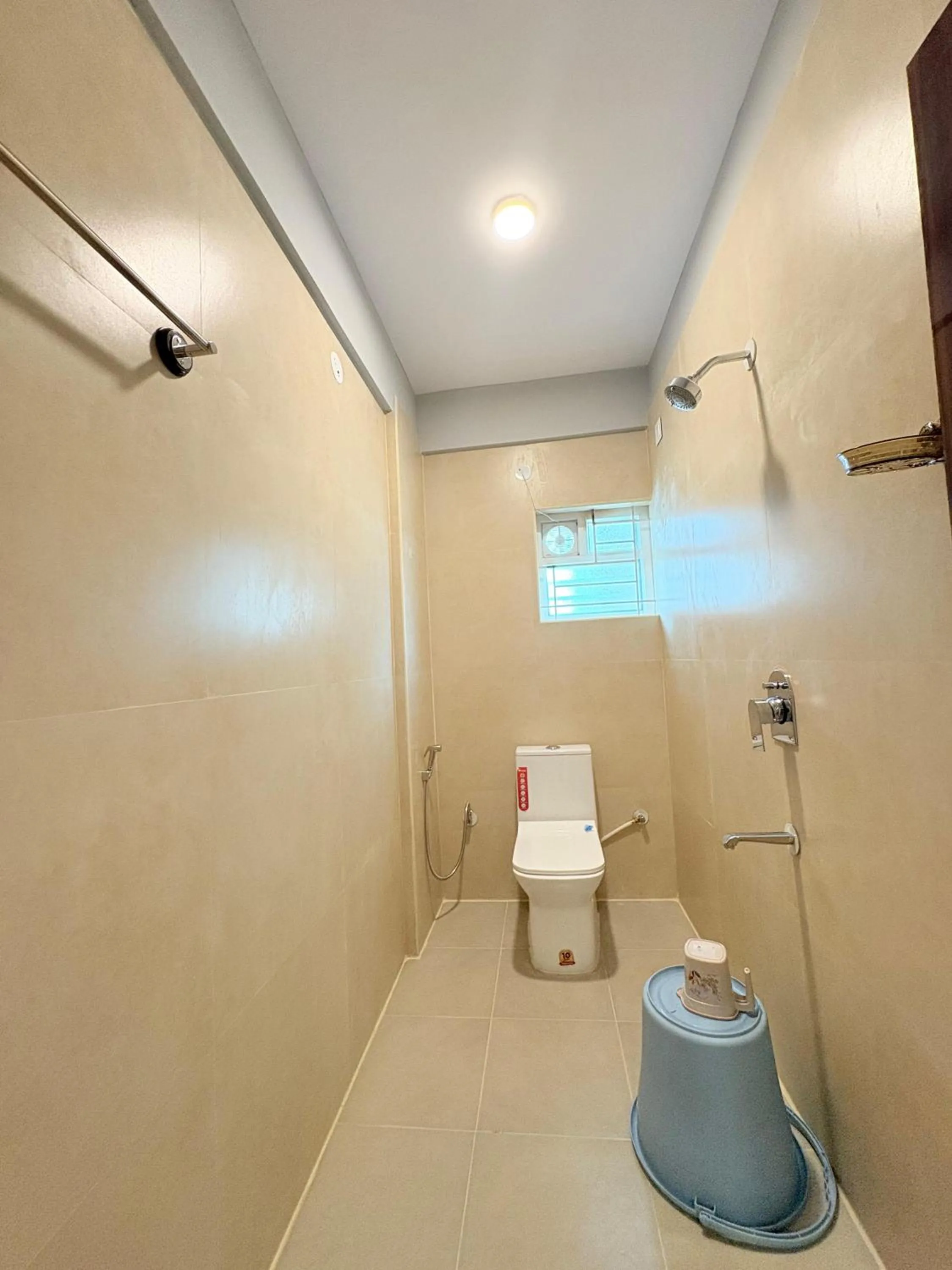 Bathroom in Hotel Well Suites Near Electronic City 400 Mtr