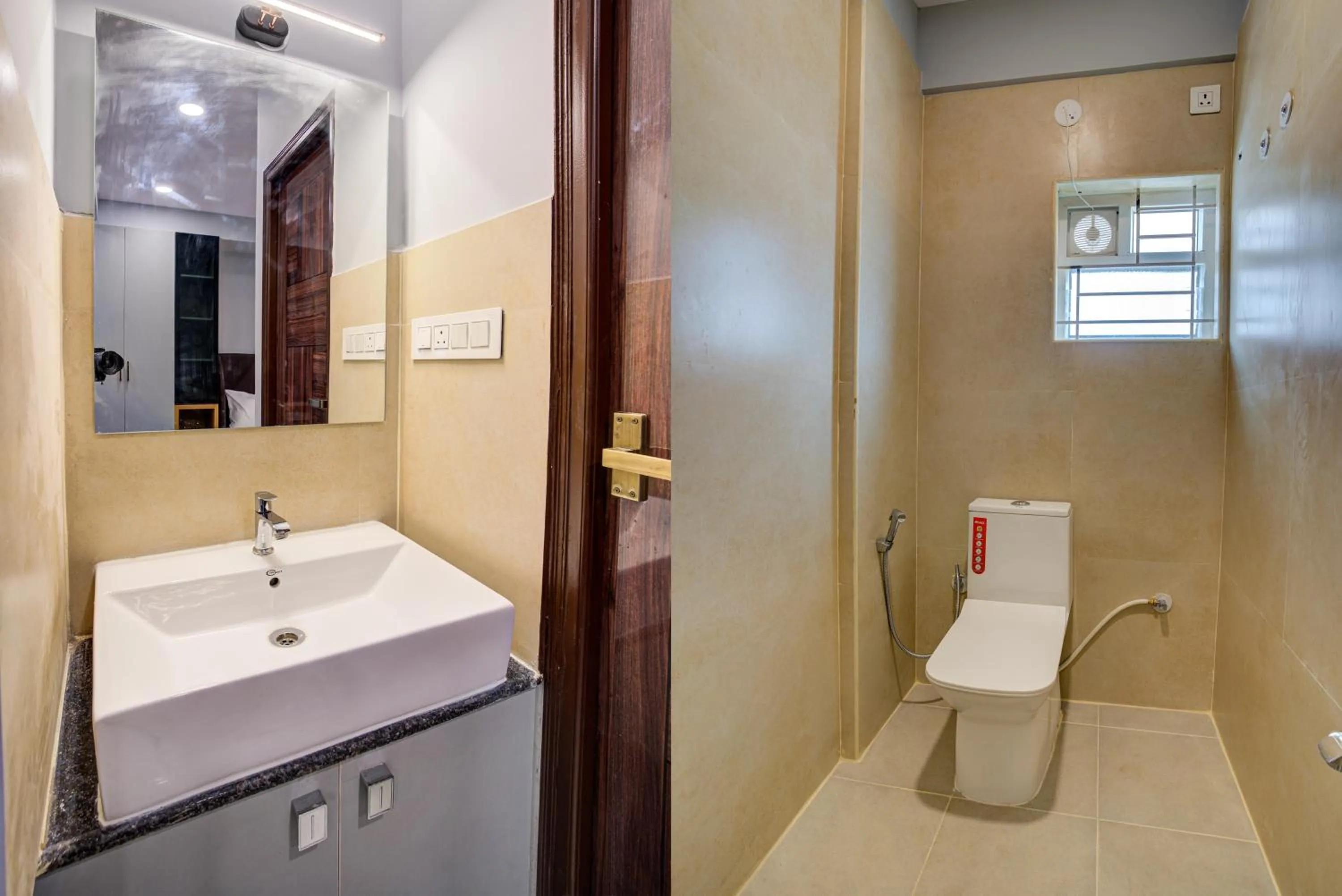 Toilet in Hotel Well Suites Near Electronic City 400 Mtr