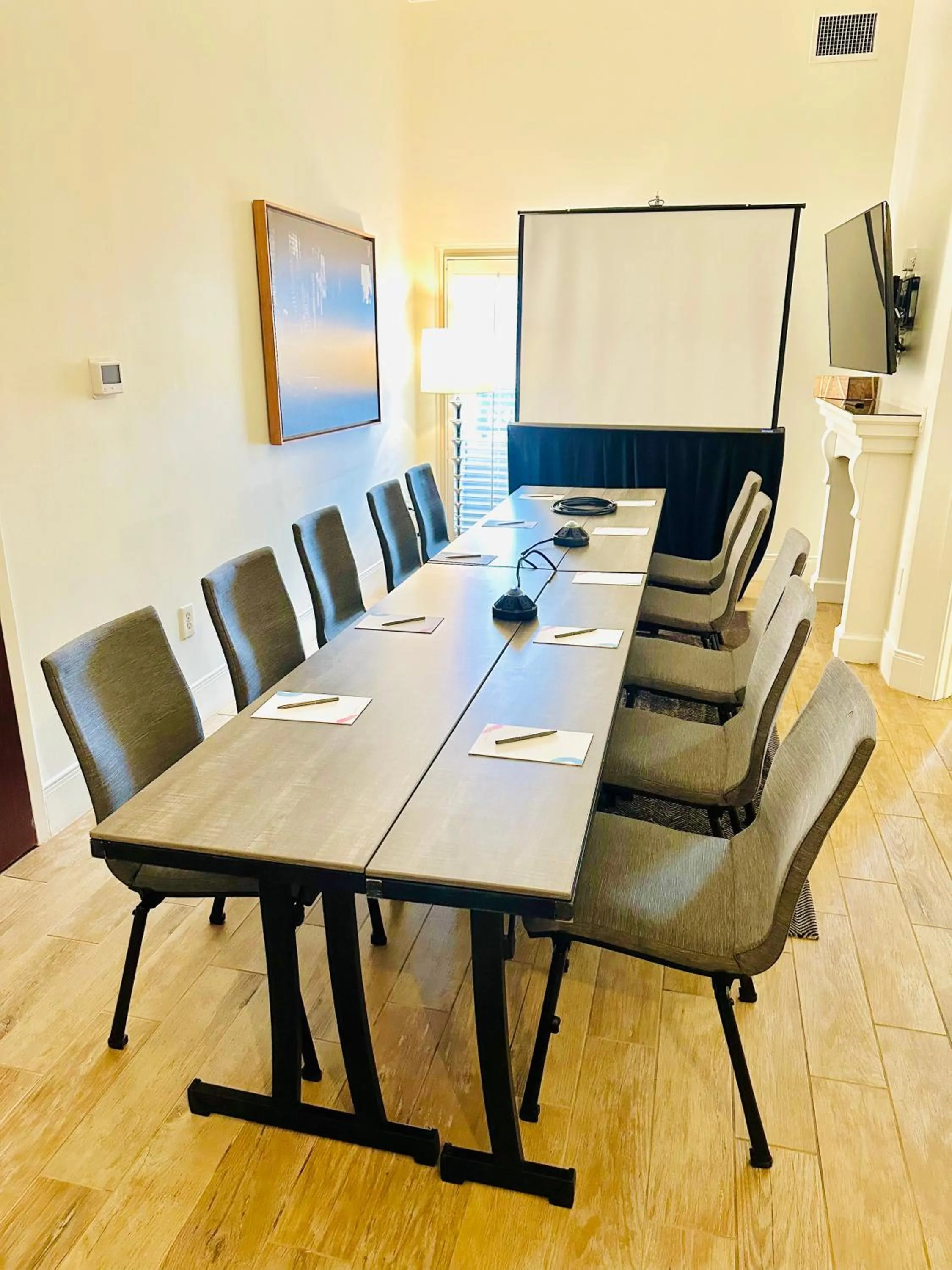 TV and multimedia in Andaz Savannah, By Hyatt