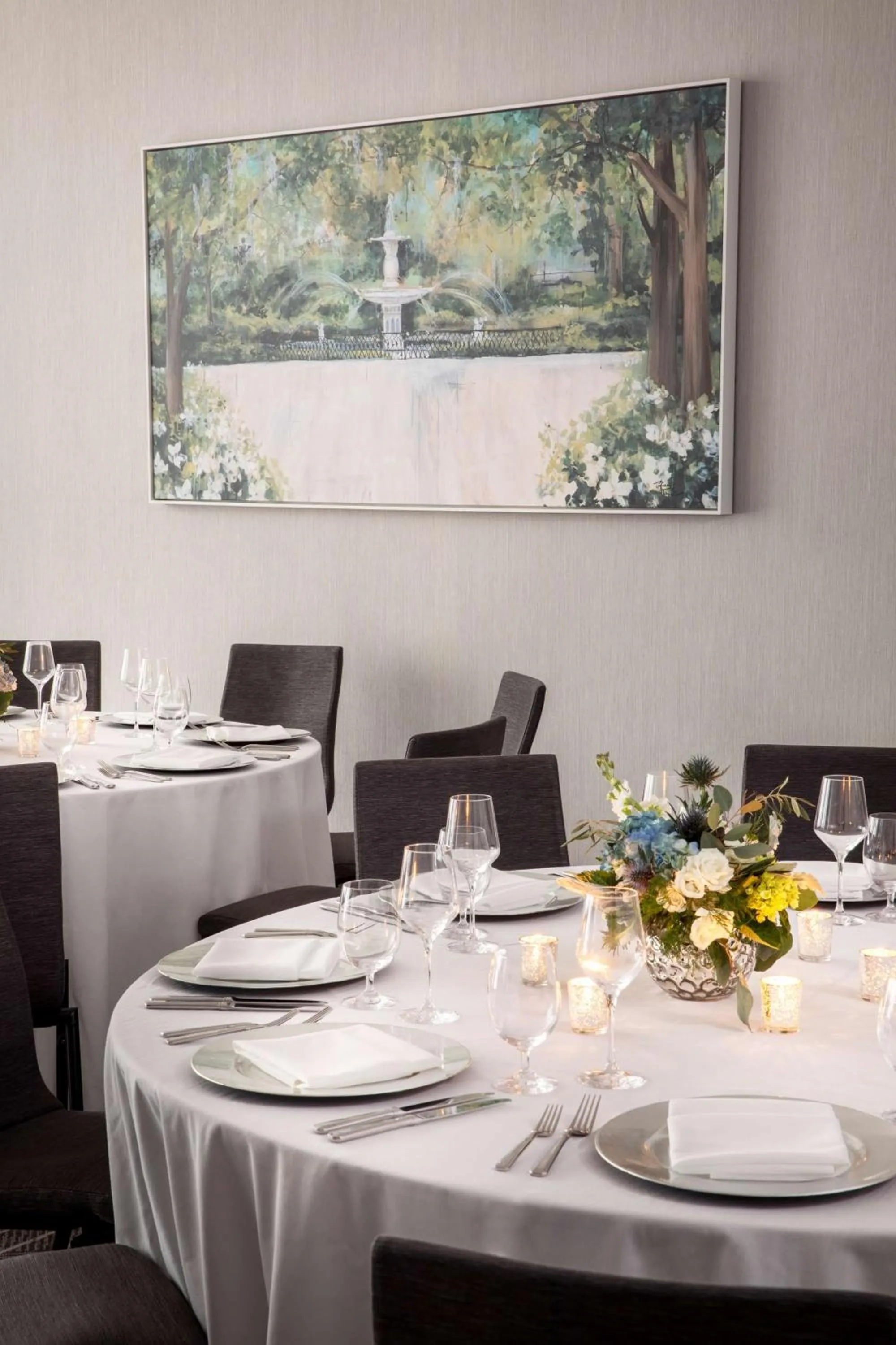 Meeting/conference room in Andaz Savannah, By Hyatt