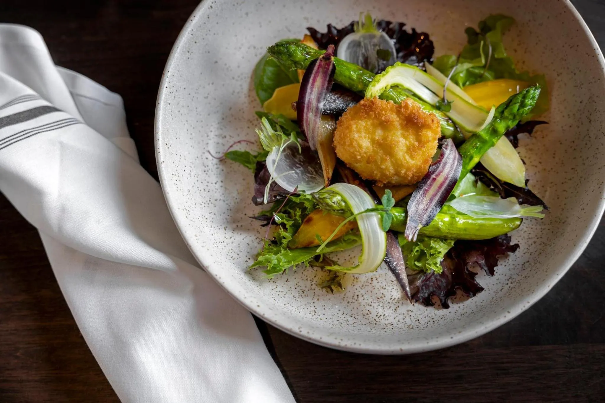 Restaurant/places to eat in Kimpton Taconic Hotel by IHG