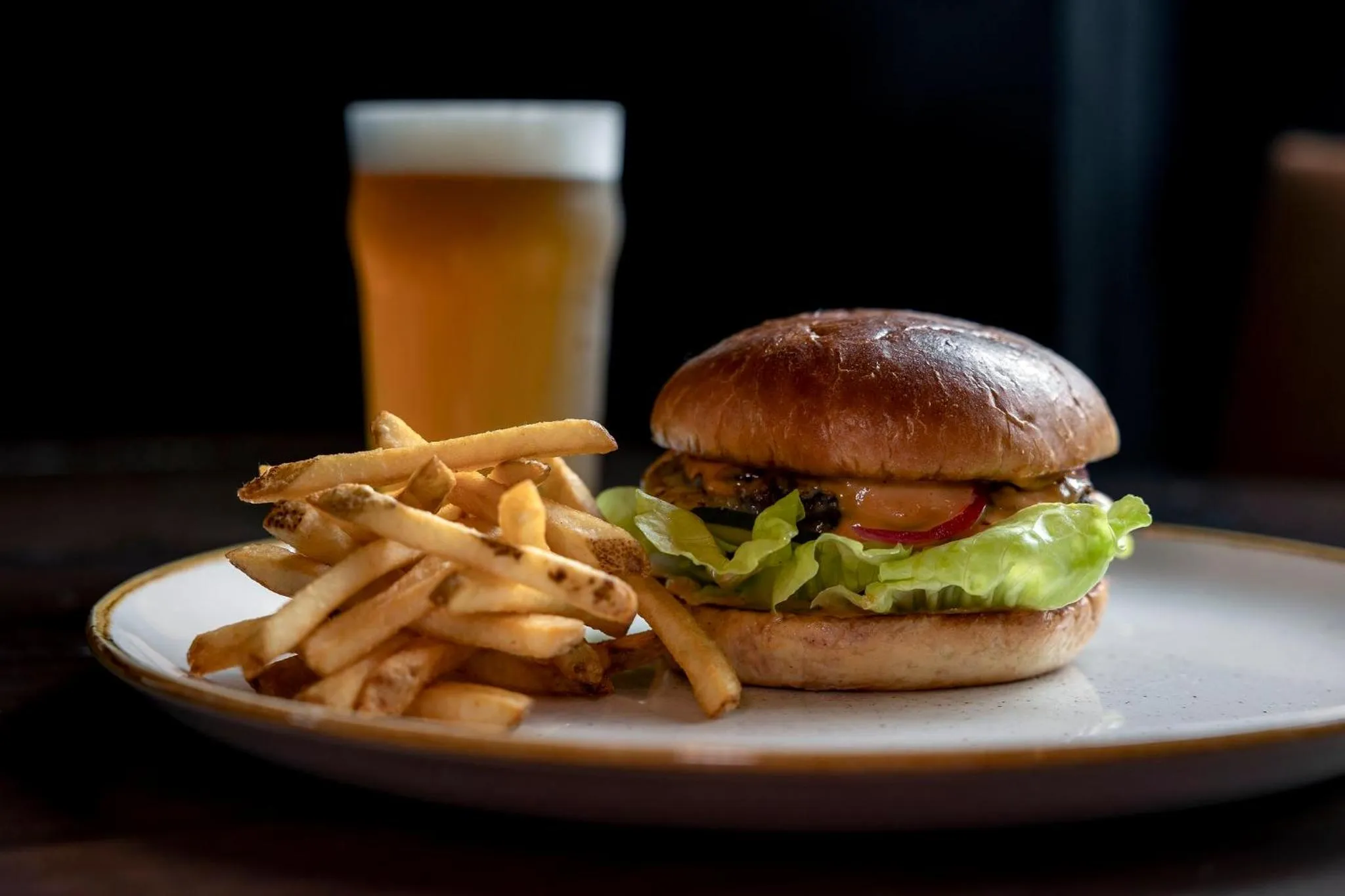 Restaurant/places to eat in Kimpton Taconic Hotel by IHG