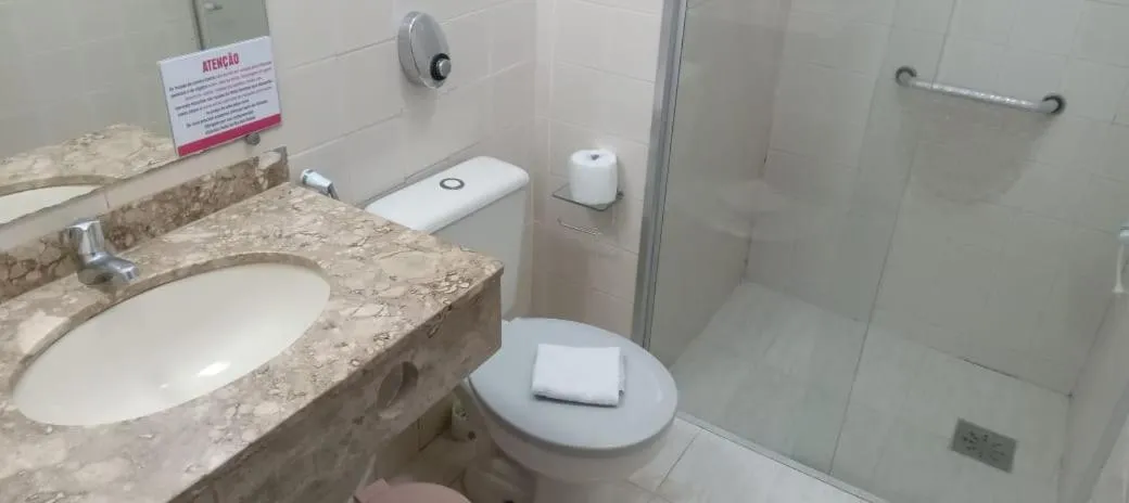 Photo of the whole room in Atlântico Hotel