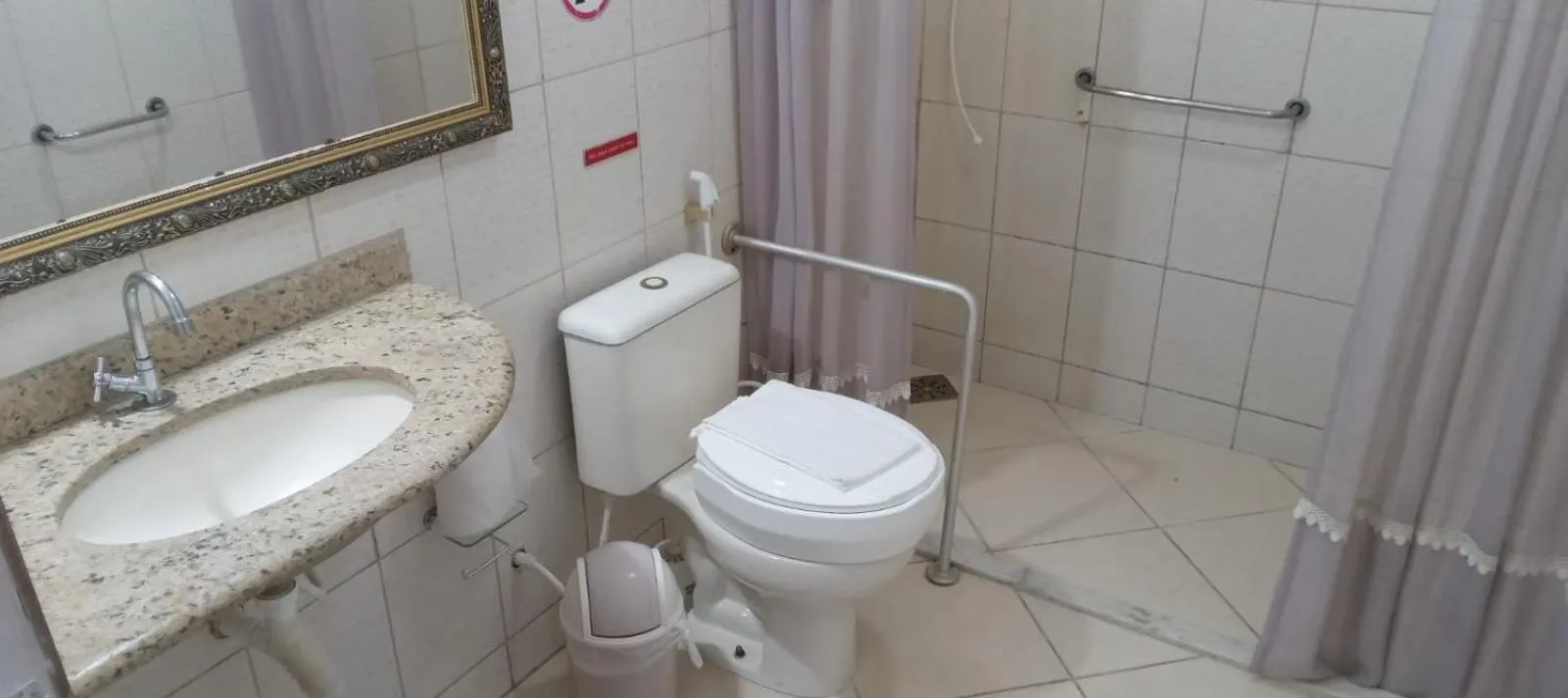 acessibility in Atlântico Hotel