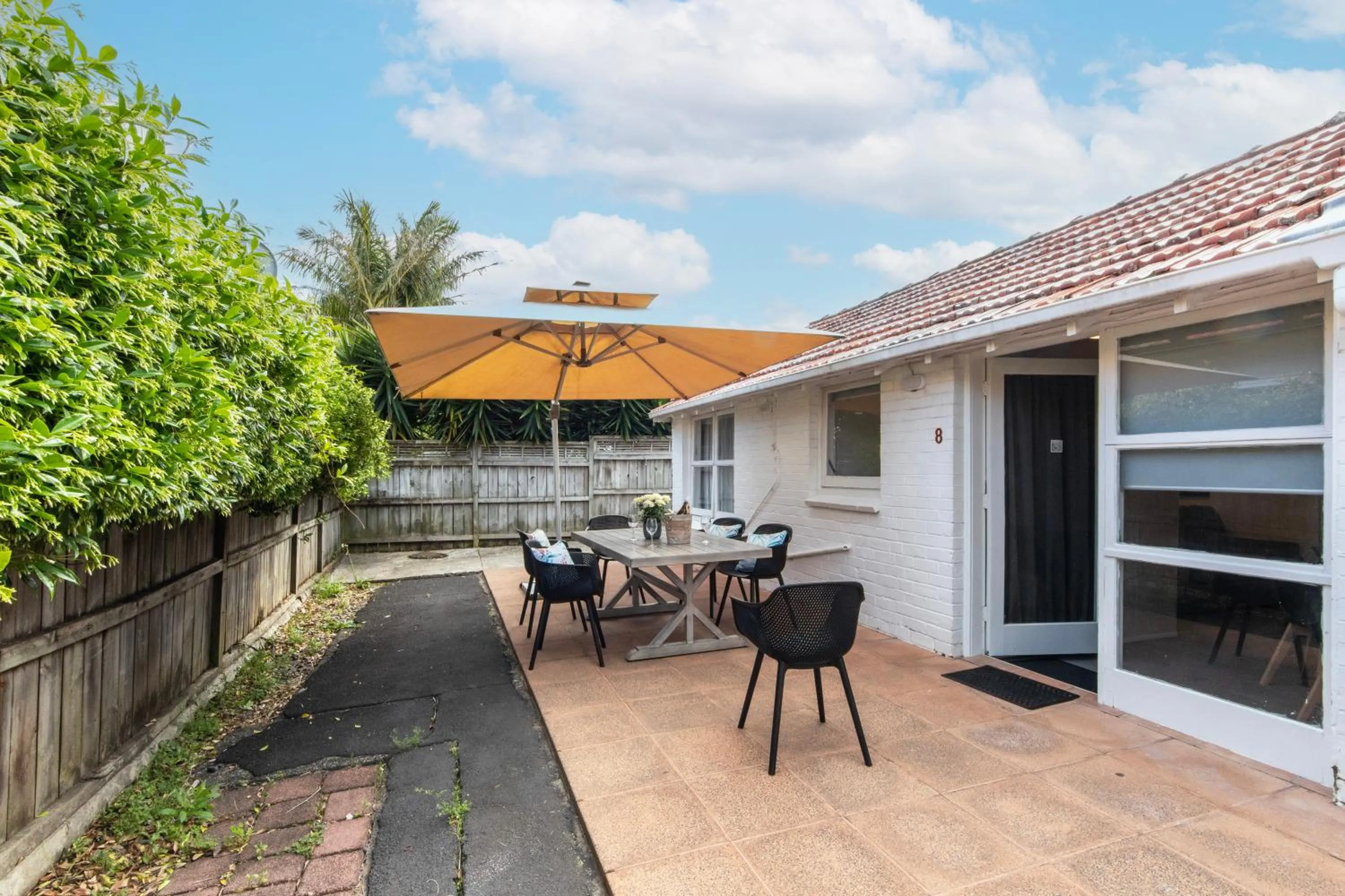 Inner courtyard view in Aarangi Motel