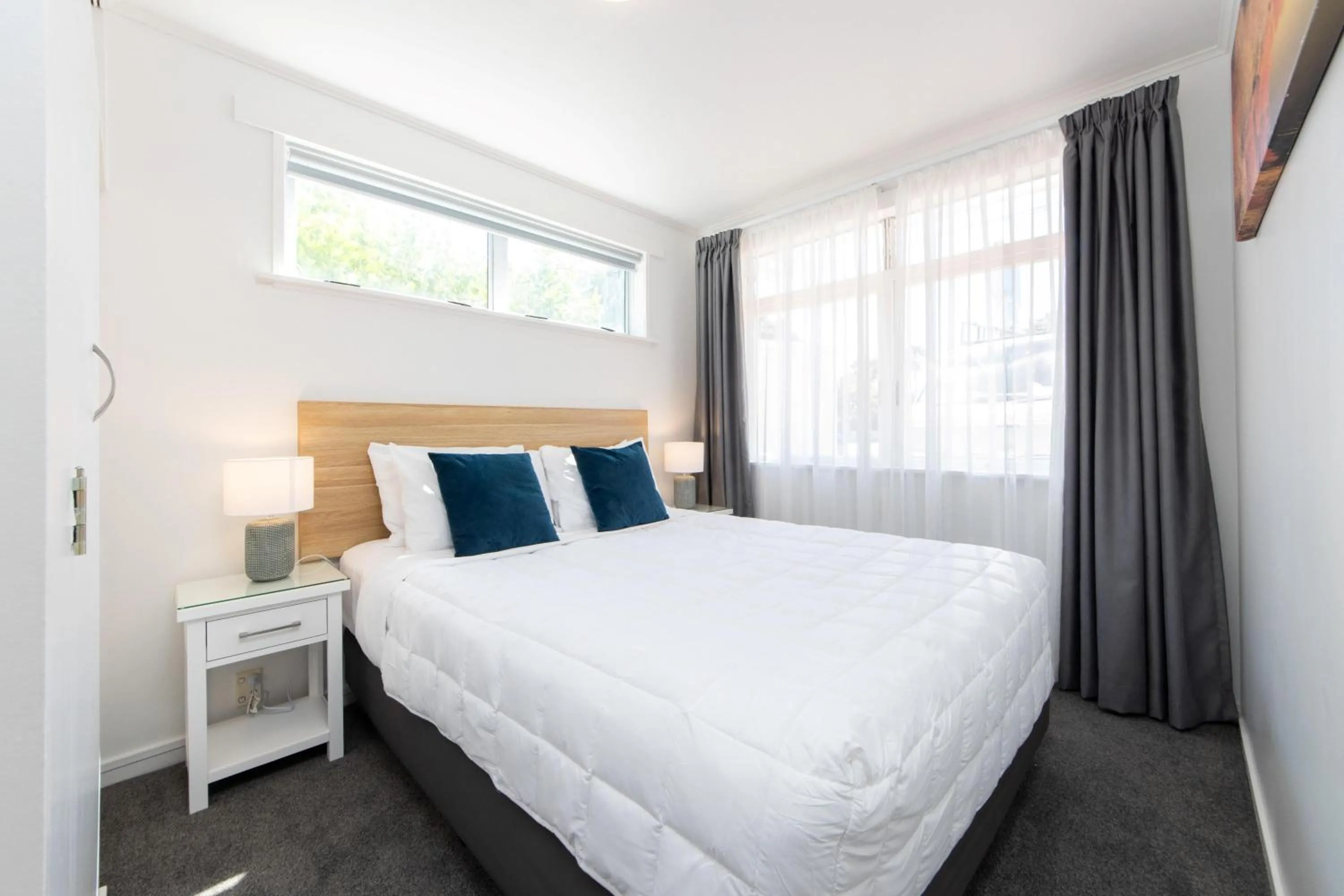 Bedroom, Bed in Aarangi Motel