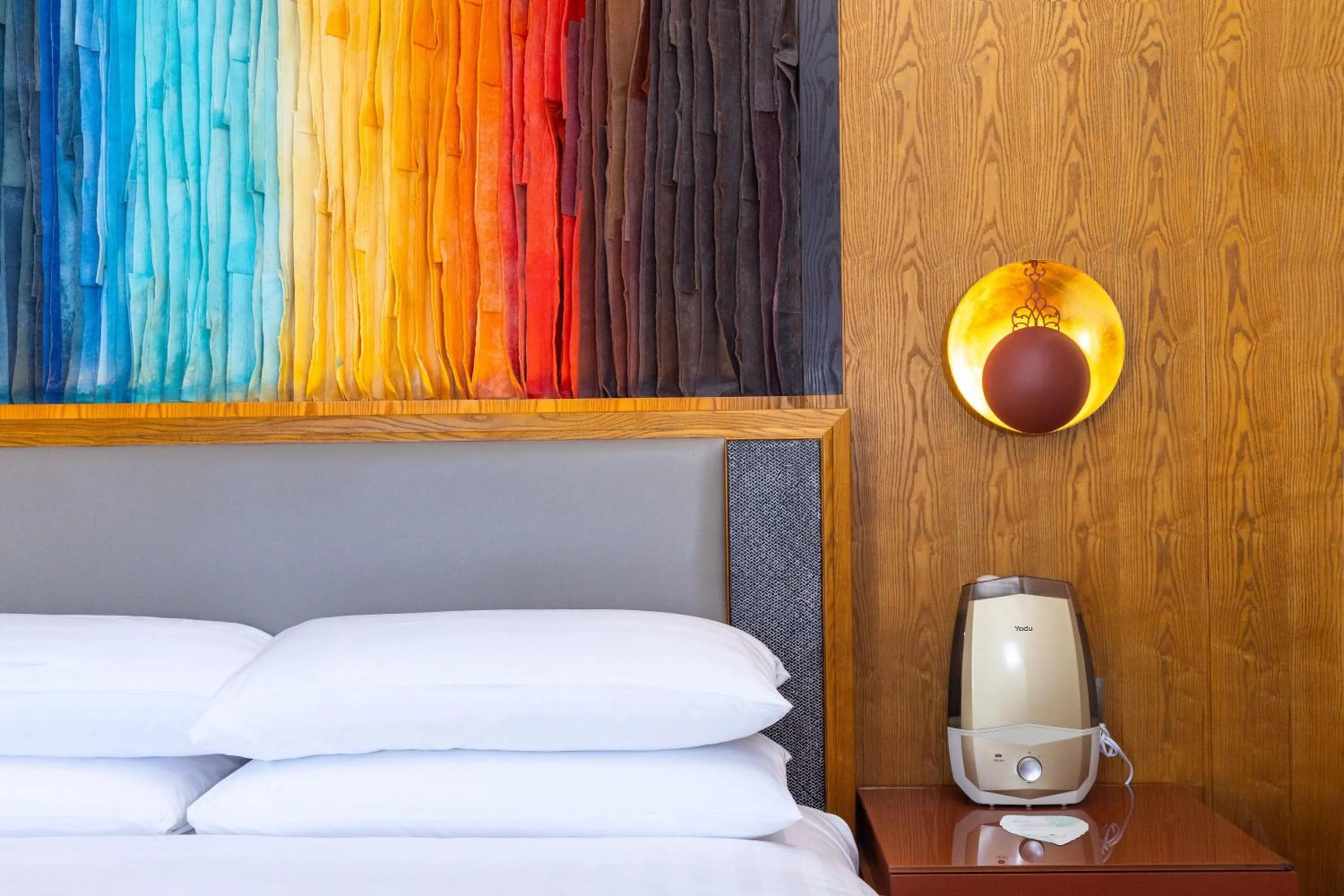 Bed in Shangri-La Resort Shangri-La