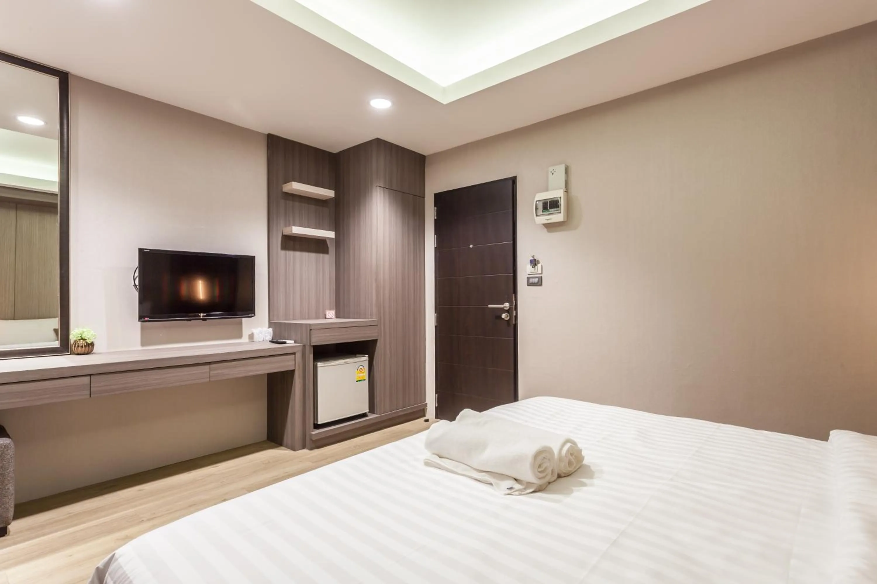 Photo of the whole room, Bed in Kesorn Boutique Hotel