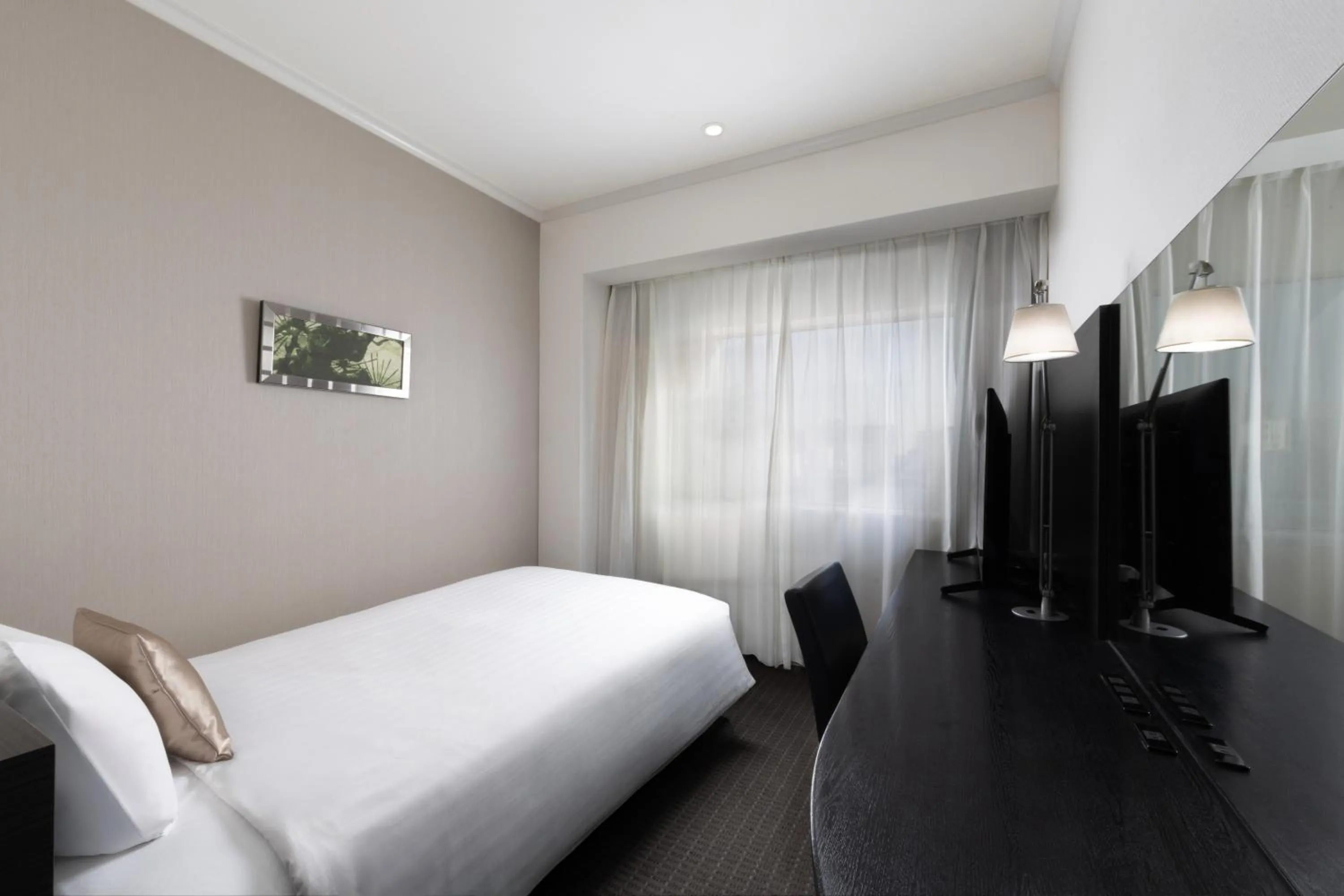 Photo of the whole room, Bed in Palace Hotel Omiya