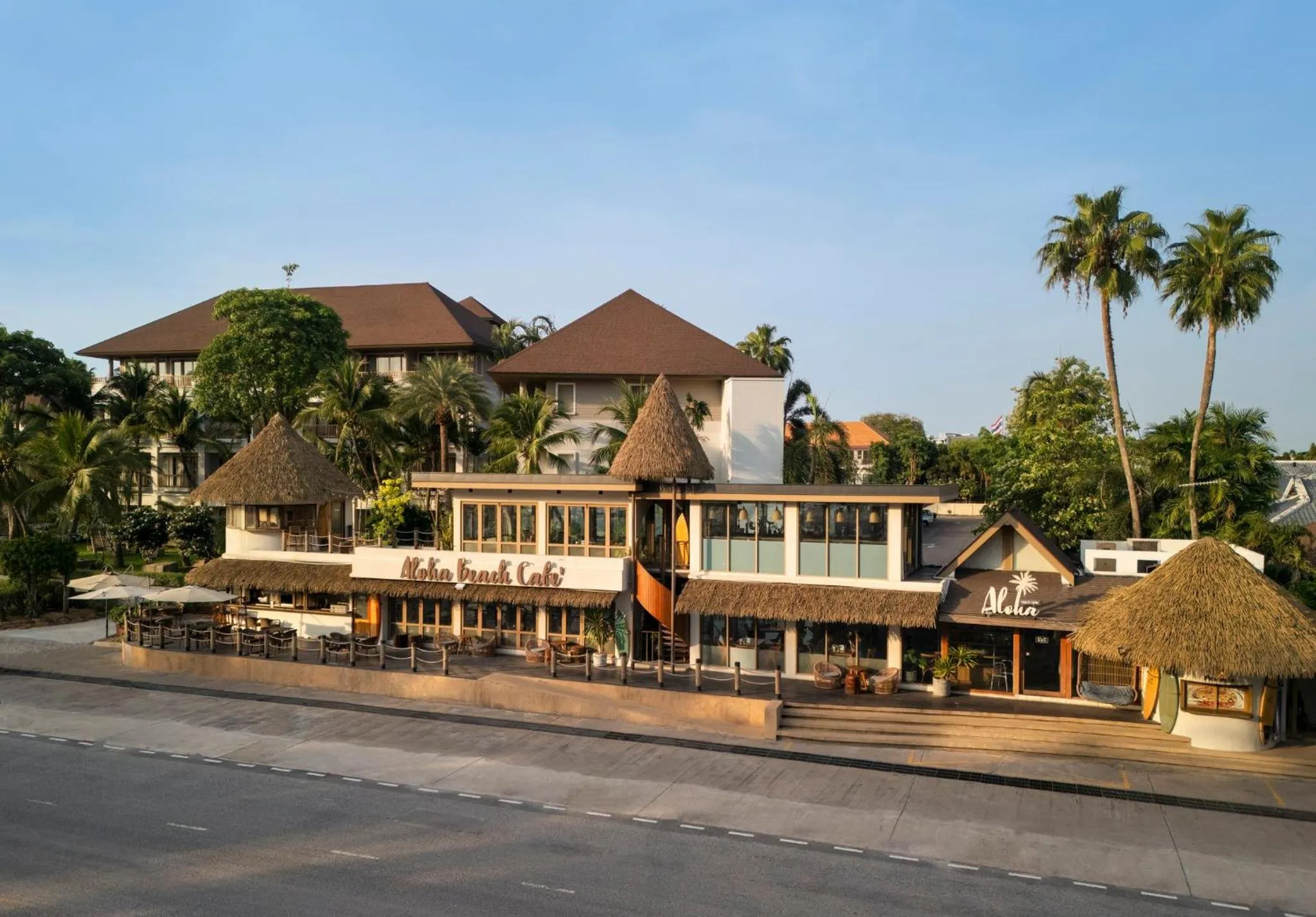 Restaurant/places to eat in Amari Bangsaen