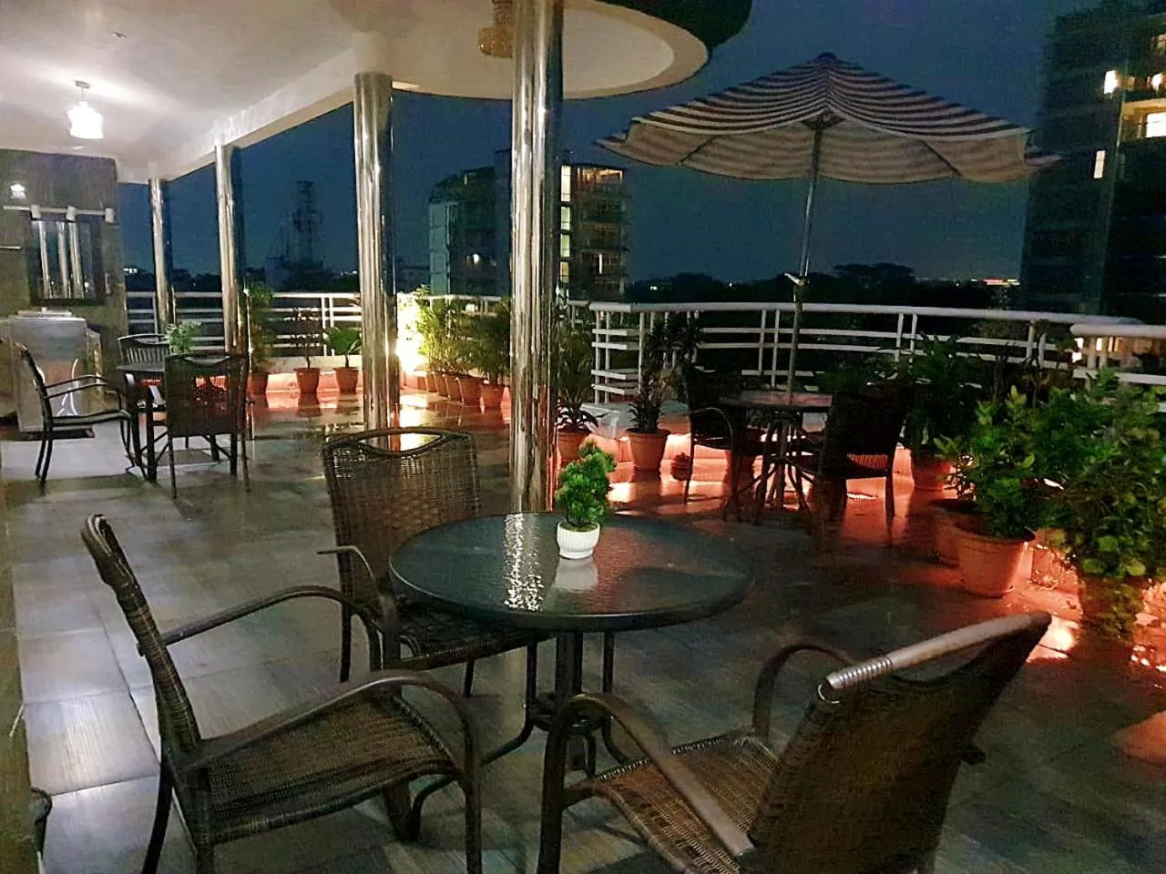 Aristocrat Inn - Lake Park & USA club