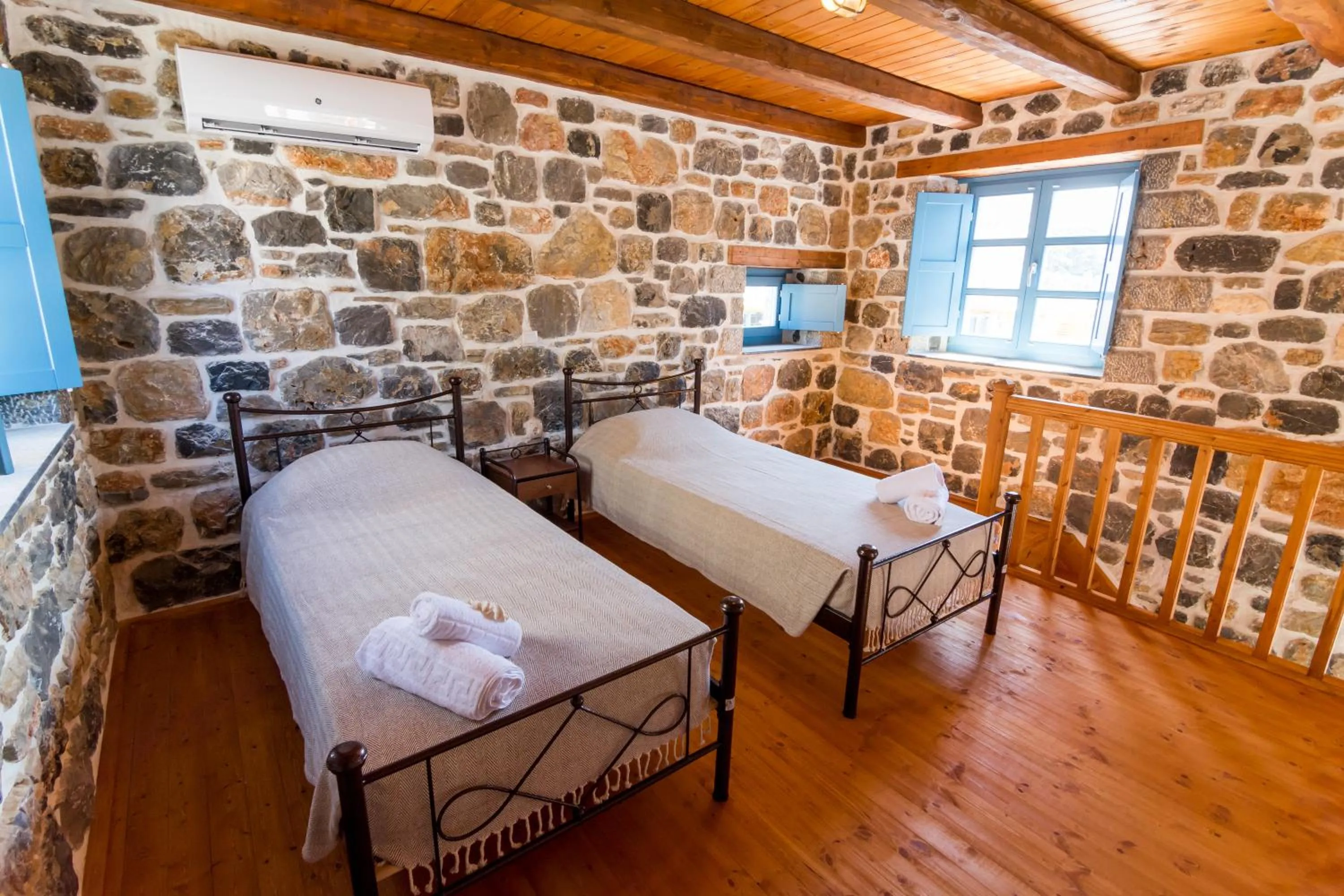 Bed in Pserimos Villas