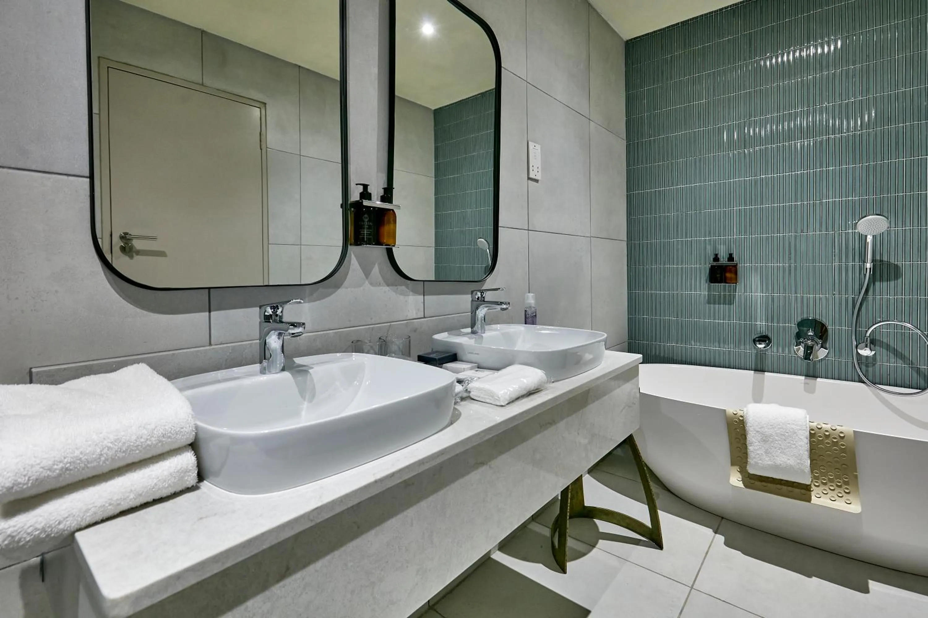 Bathroom in Cresta Mahalapye Hotel