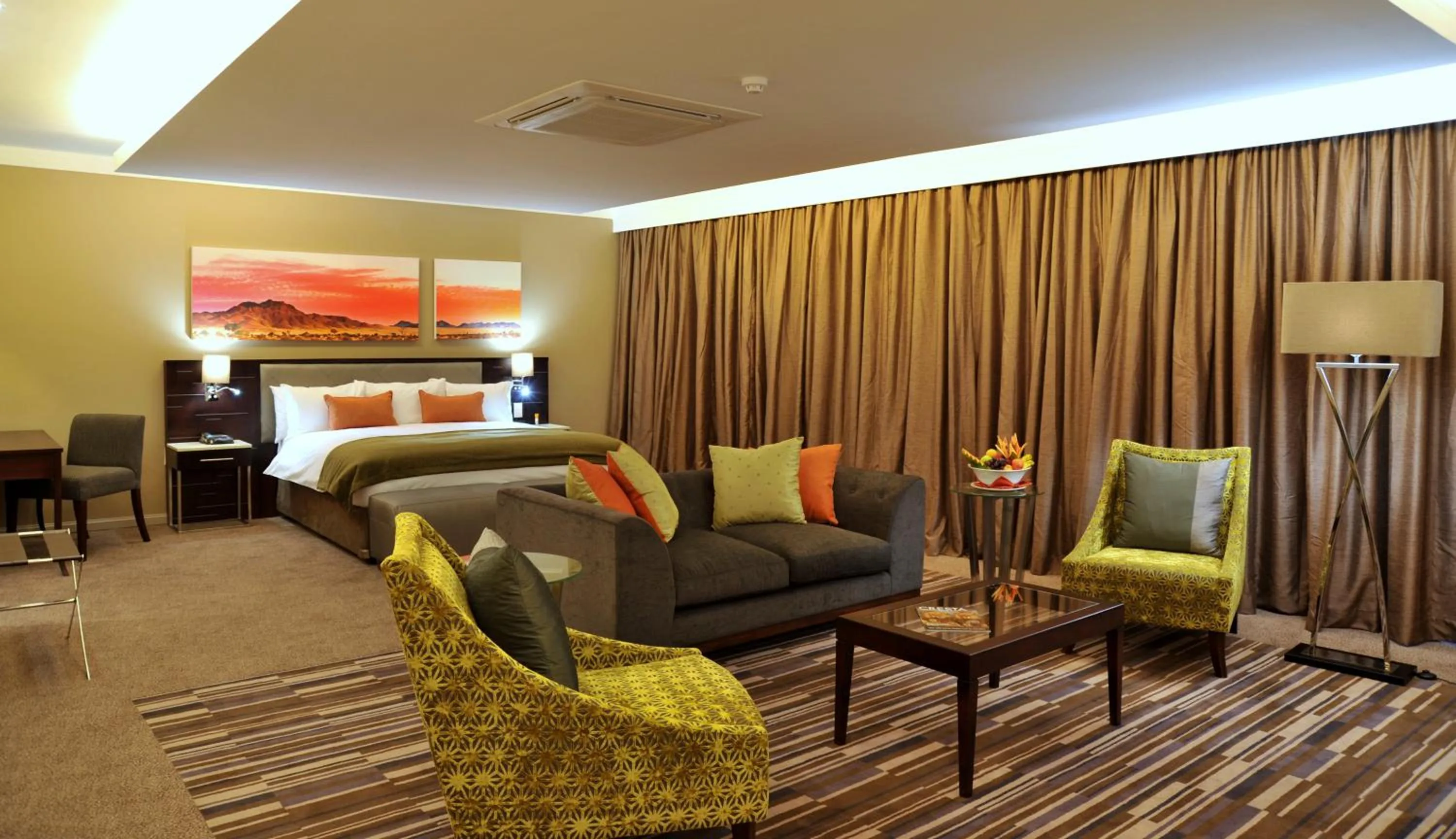 Bedroom in Cresta Mahalapye Hotel