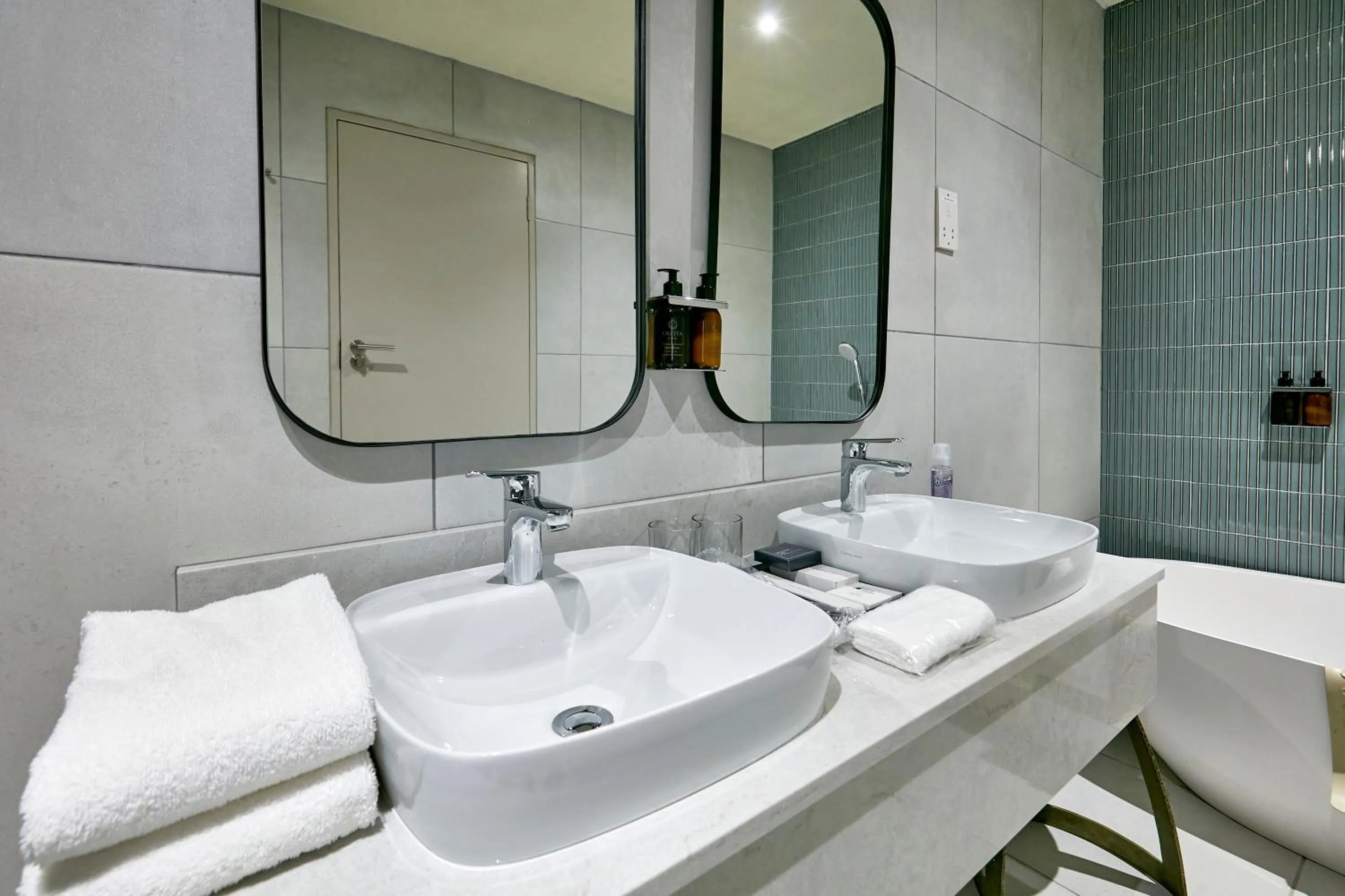 Bathroom in Cresta Mahalapye Hotel